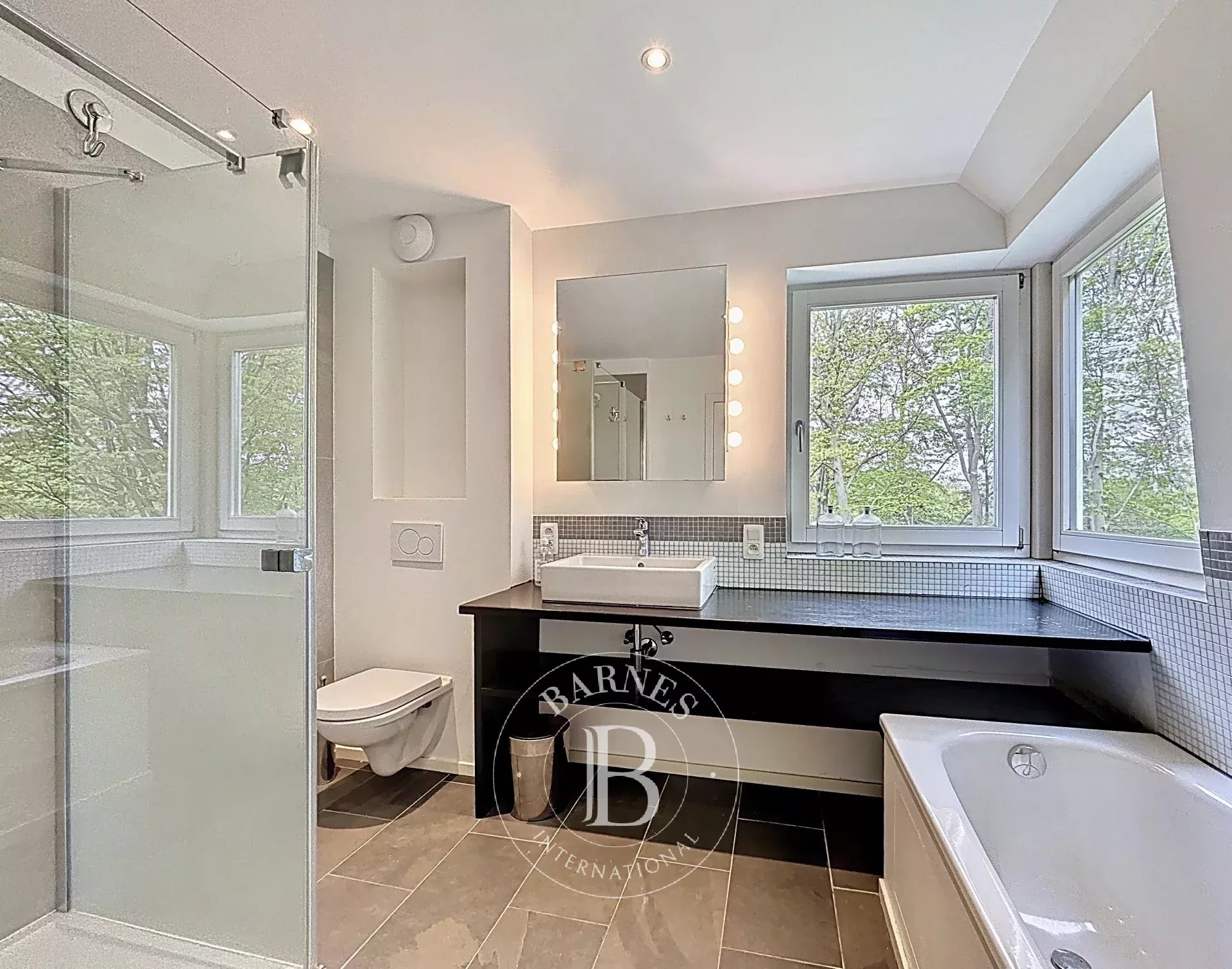 UCCLE - House 3CH 3SDB terrace garden