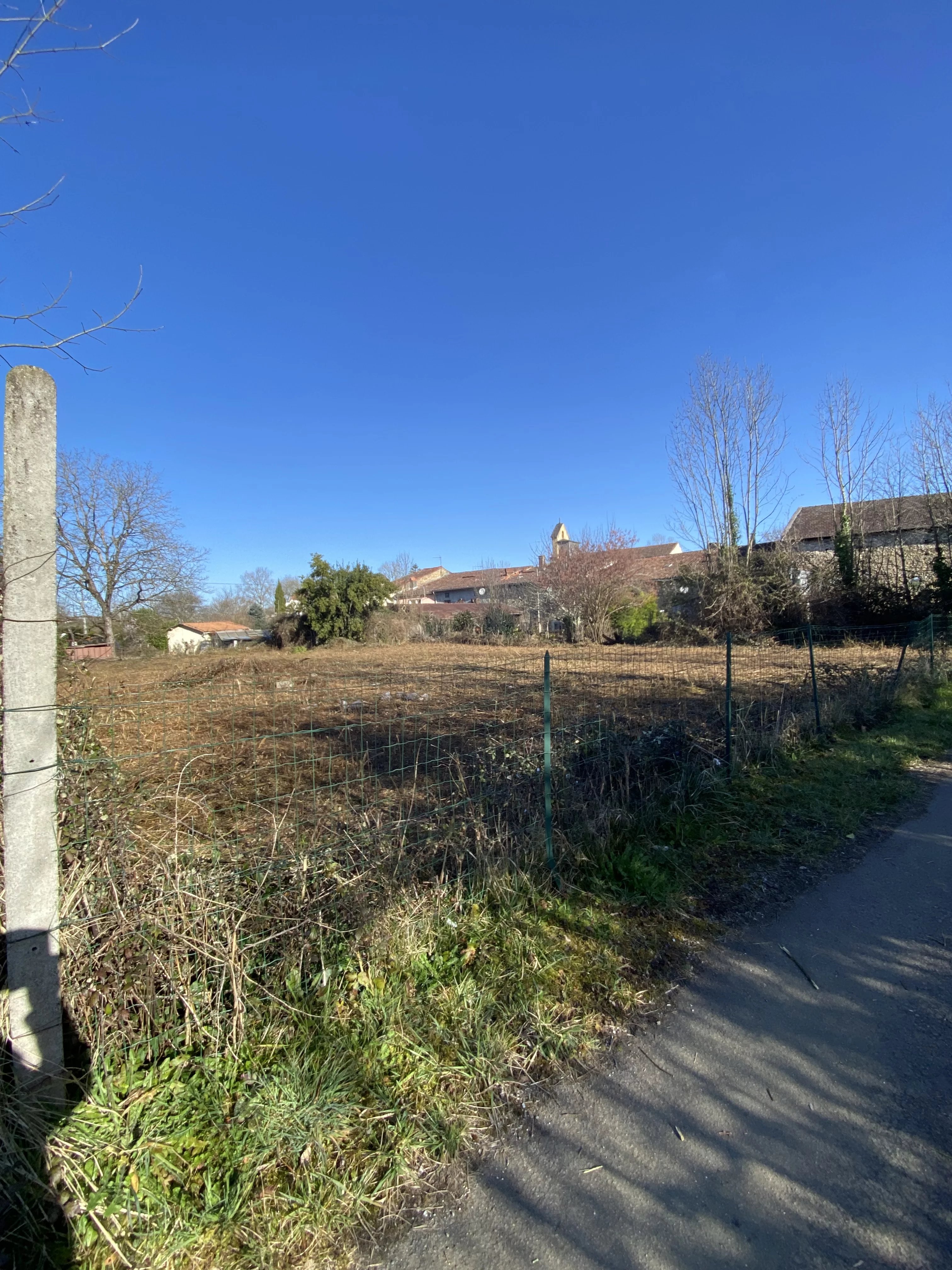 Terrain constructible à vendre Lescure, Ariège