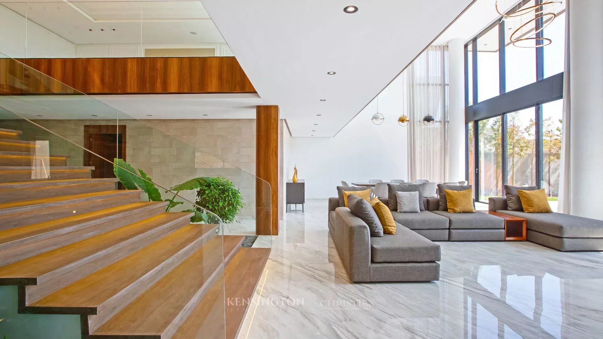 5 Bedroom Villa/Townhouse's Image 36