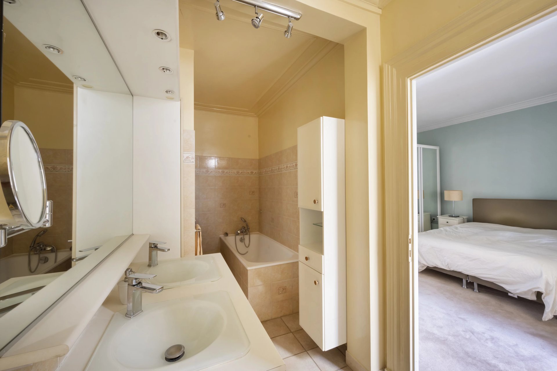2 Bedroom Apartment/Flat's Image 5