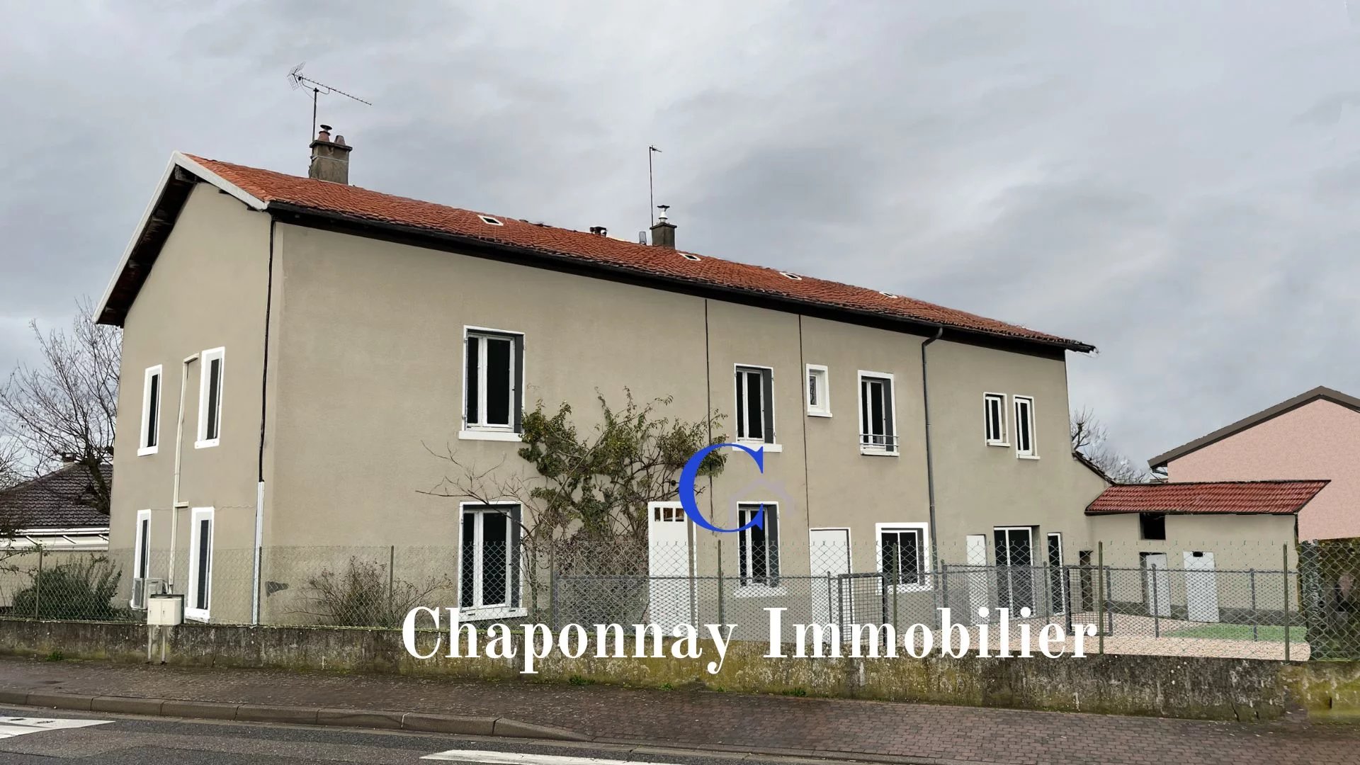 Agence immobilière de 