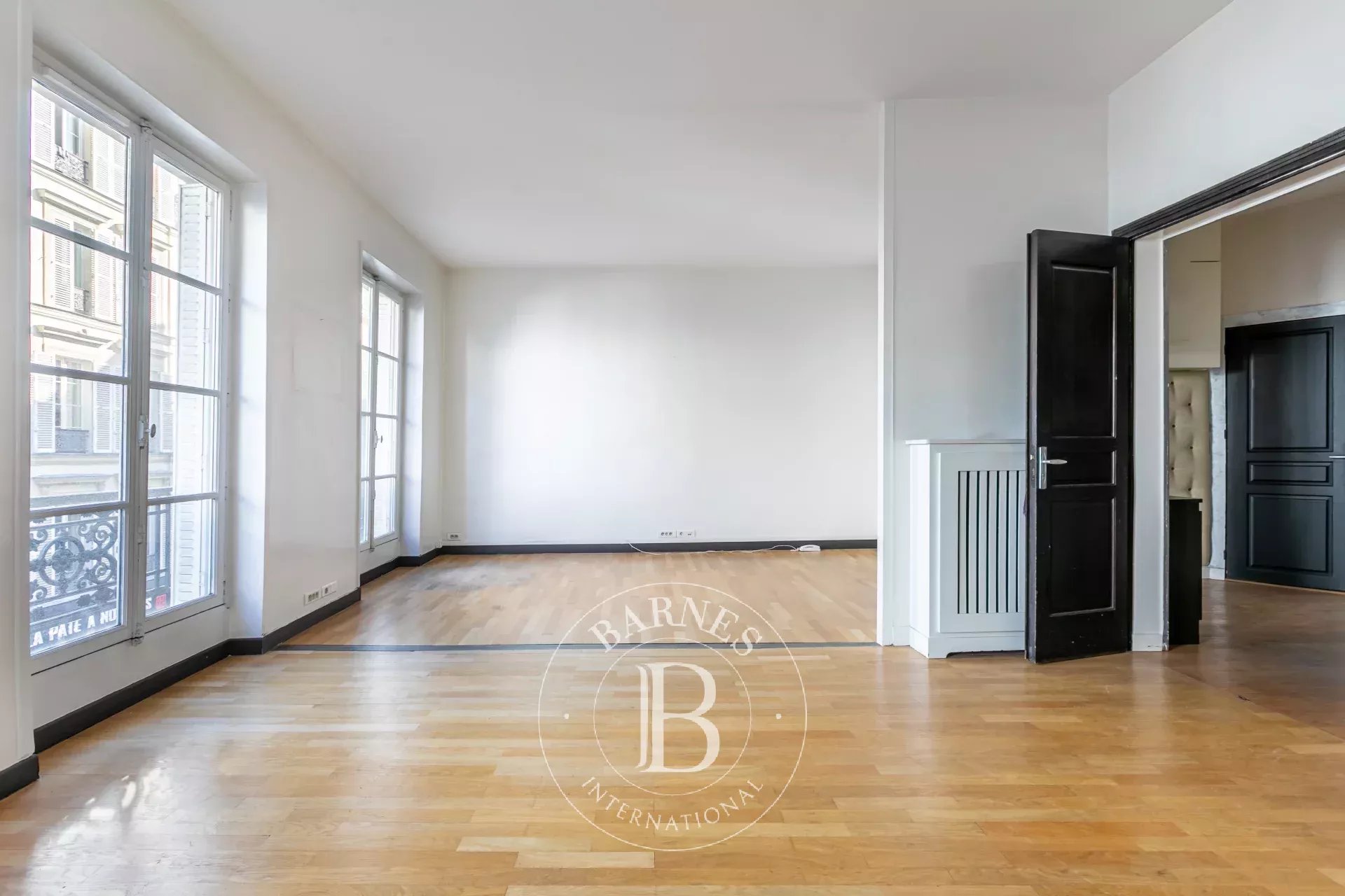 Daire Paris 8ème - picture 11