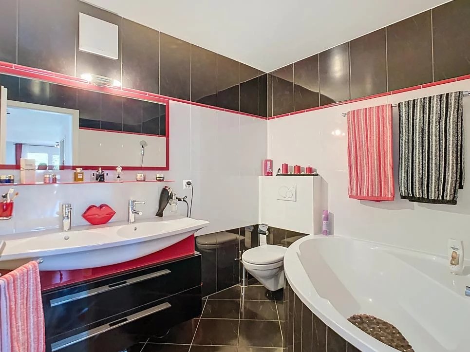 4P ensoleillé avec jardin privatif