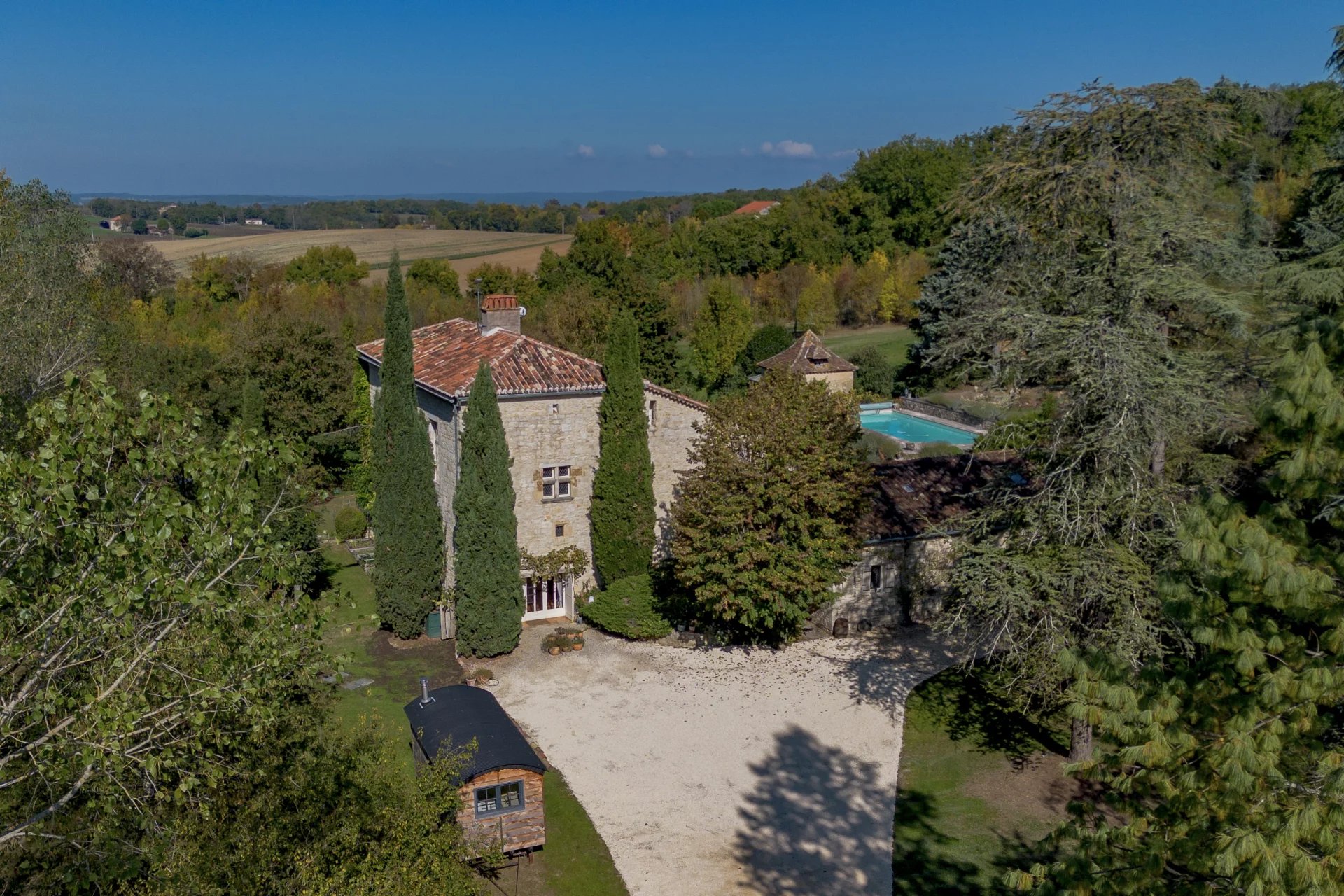 House in Tournon-d'Agenais - Image 2