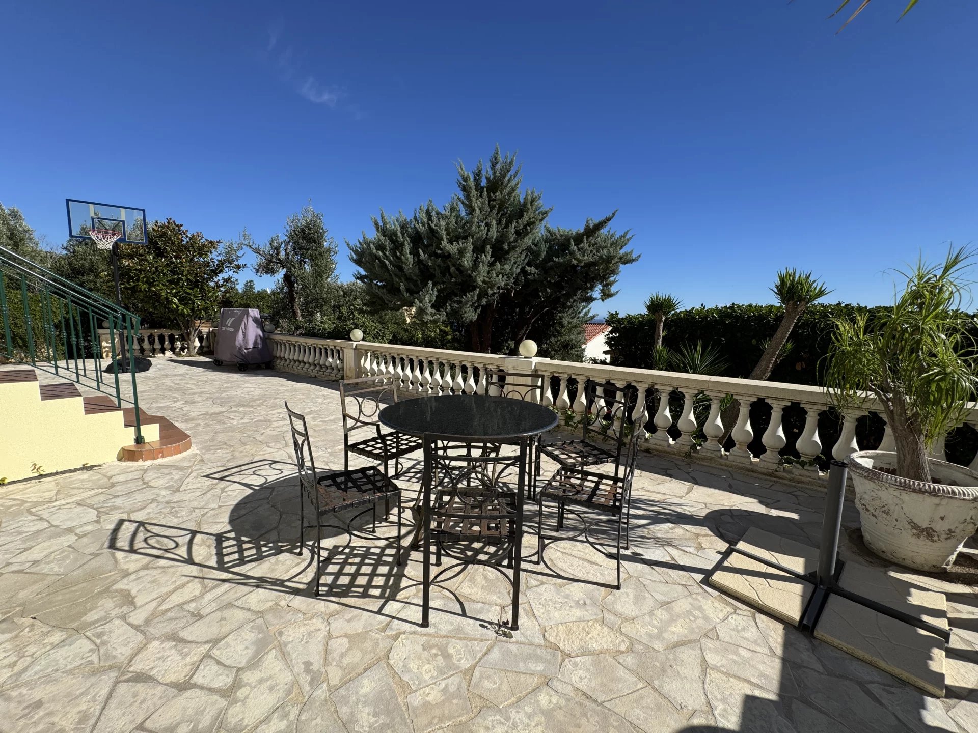 CAP D'AIL "Hopital" Villa 2 bedrooms | Pool | Quiet