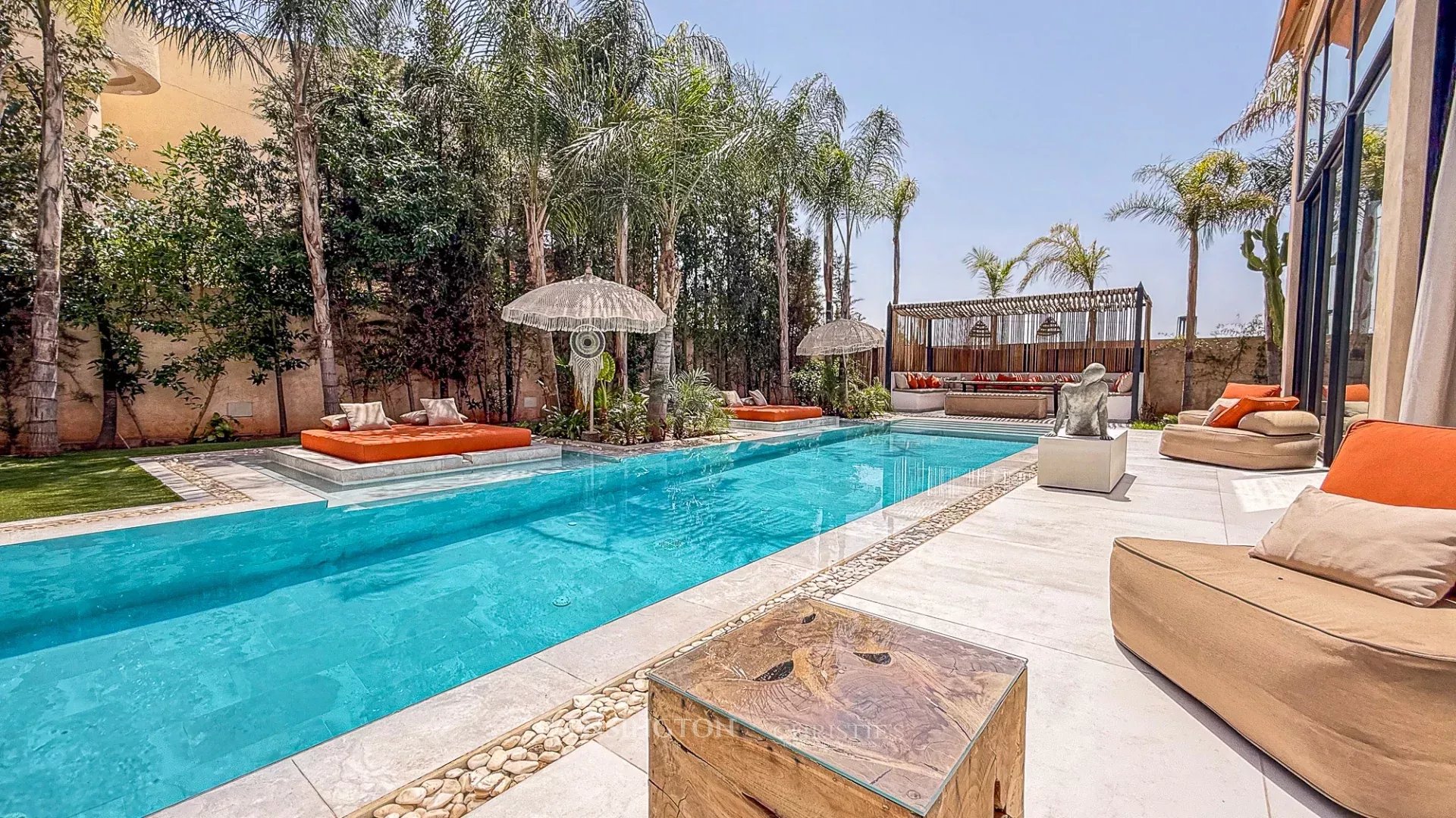 4 Bedroom Villa/Townhouse's Image 32