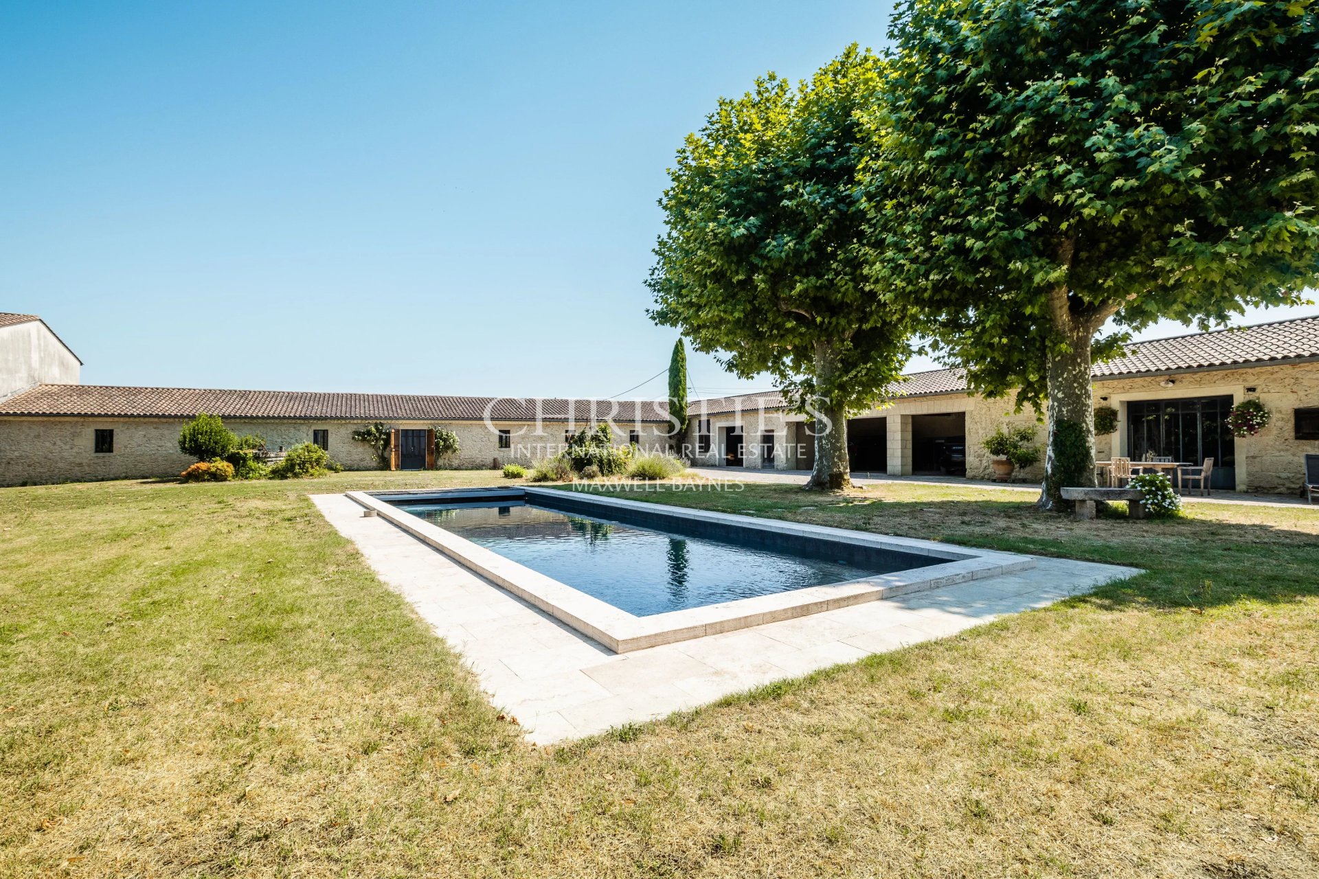 5 Bedroom Villa/Townhouse's Image 18