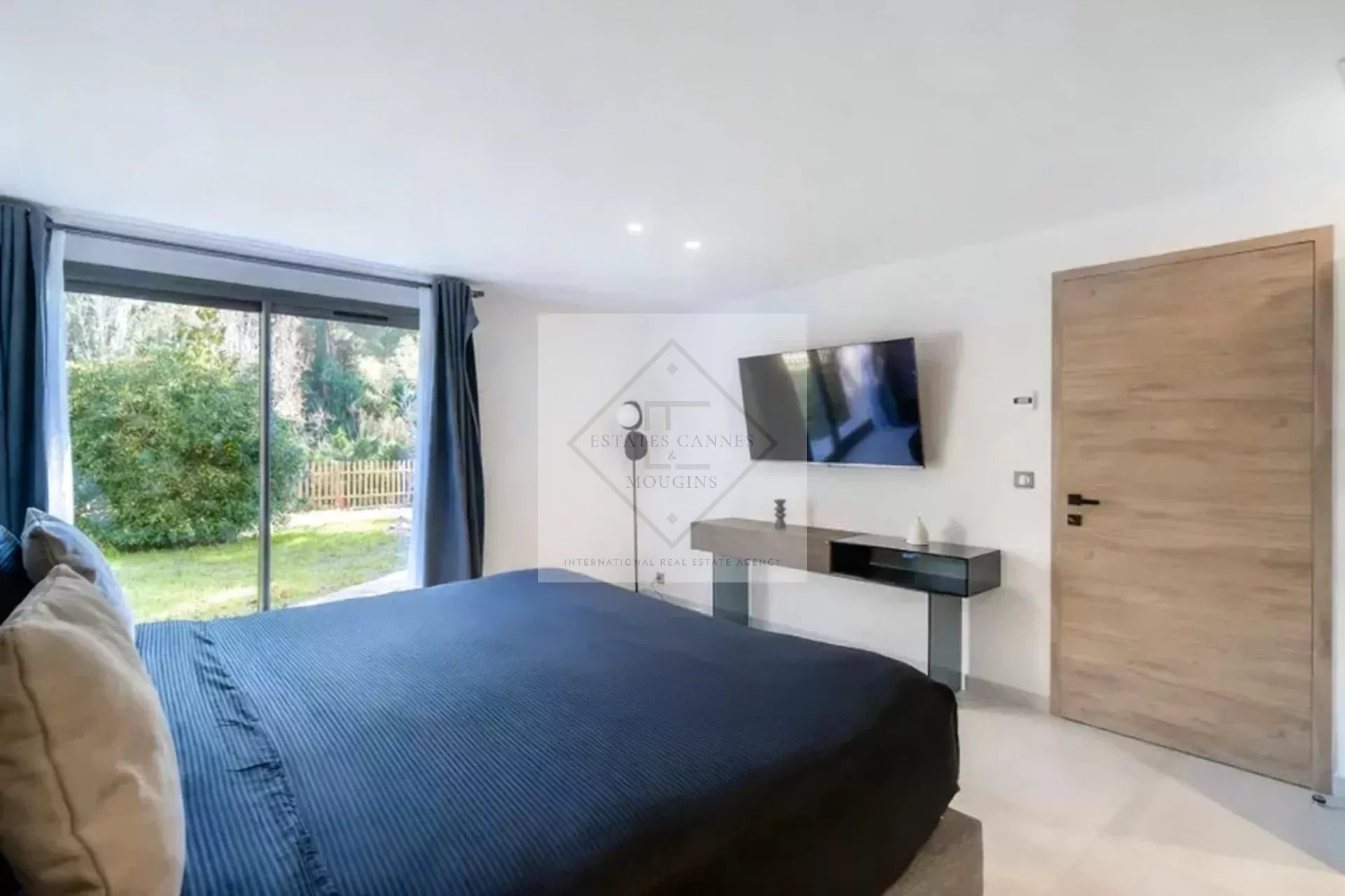Location à l’année — Villa d’exception à Cannes — photo 9