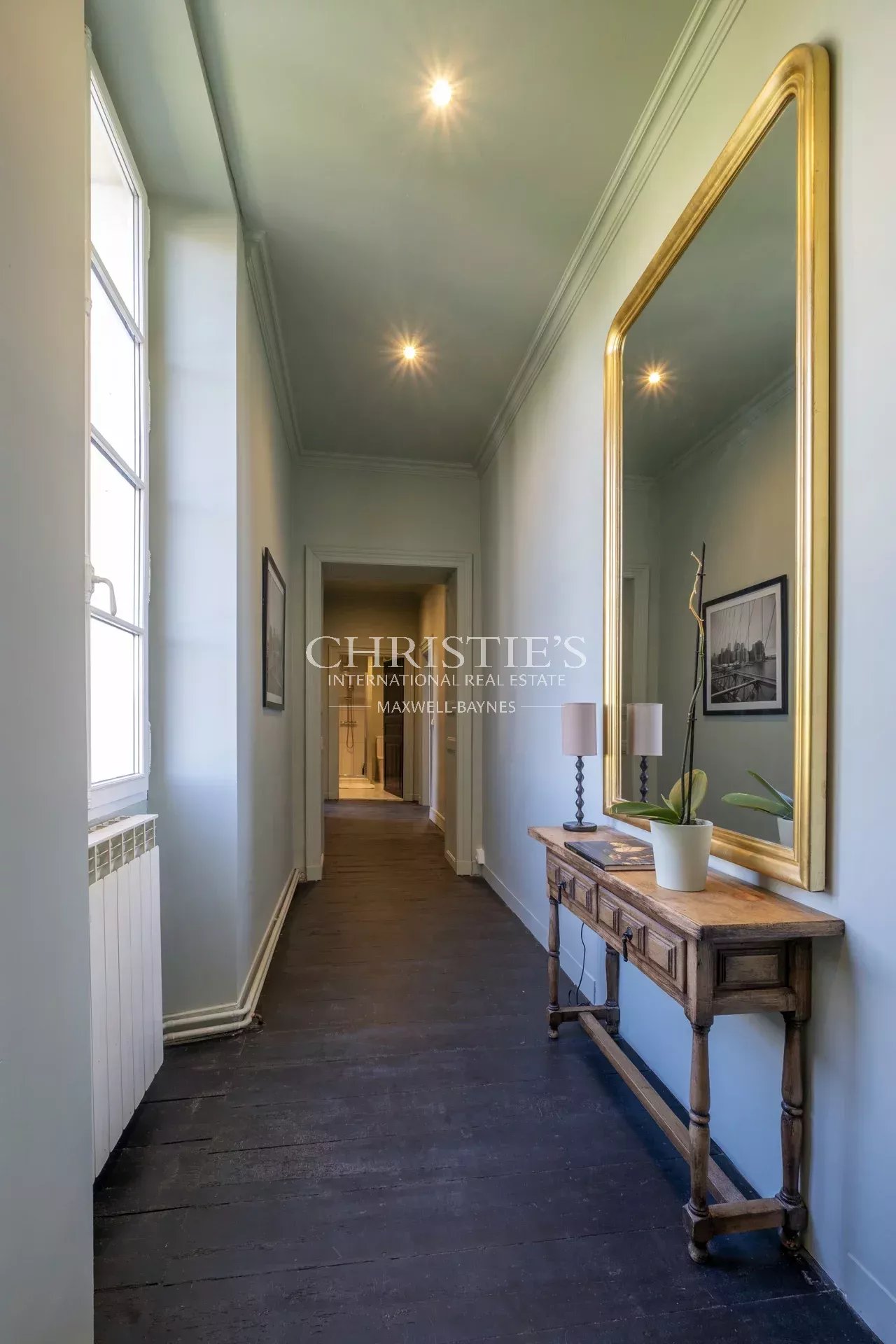 6 Bedroom Chateau's Image 15