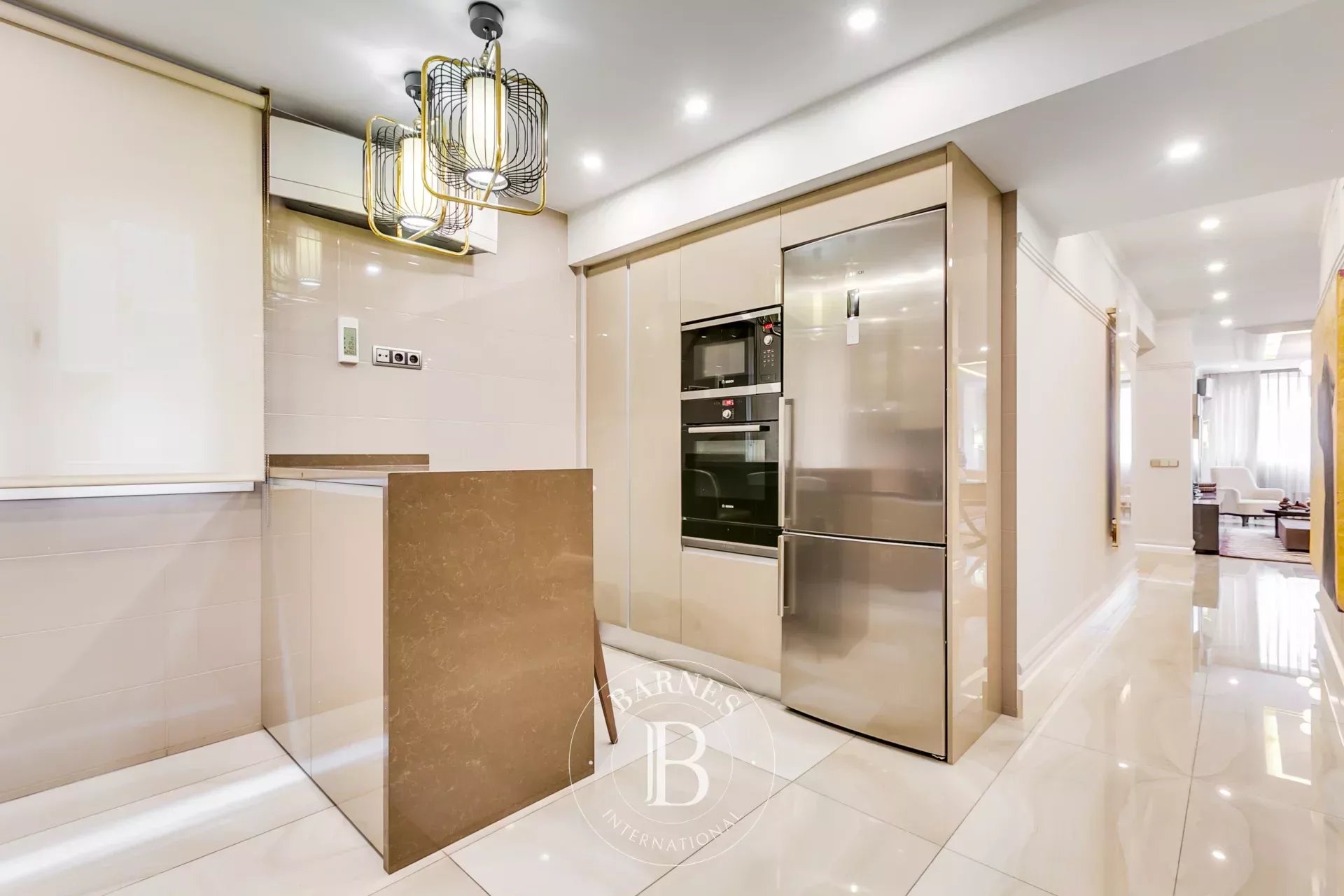 Daire Madrid - picture 13