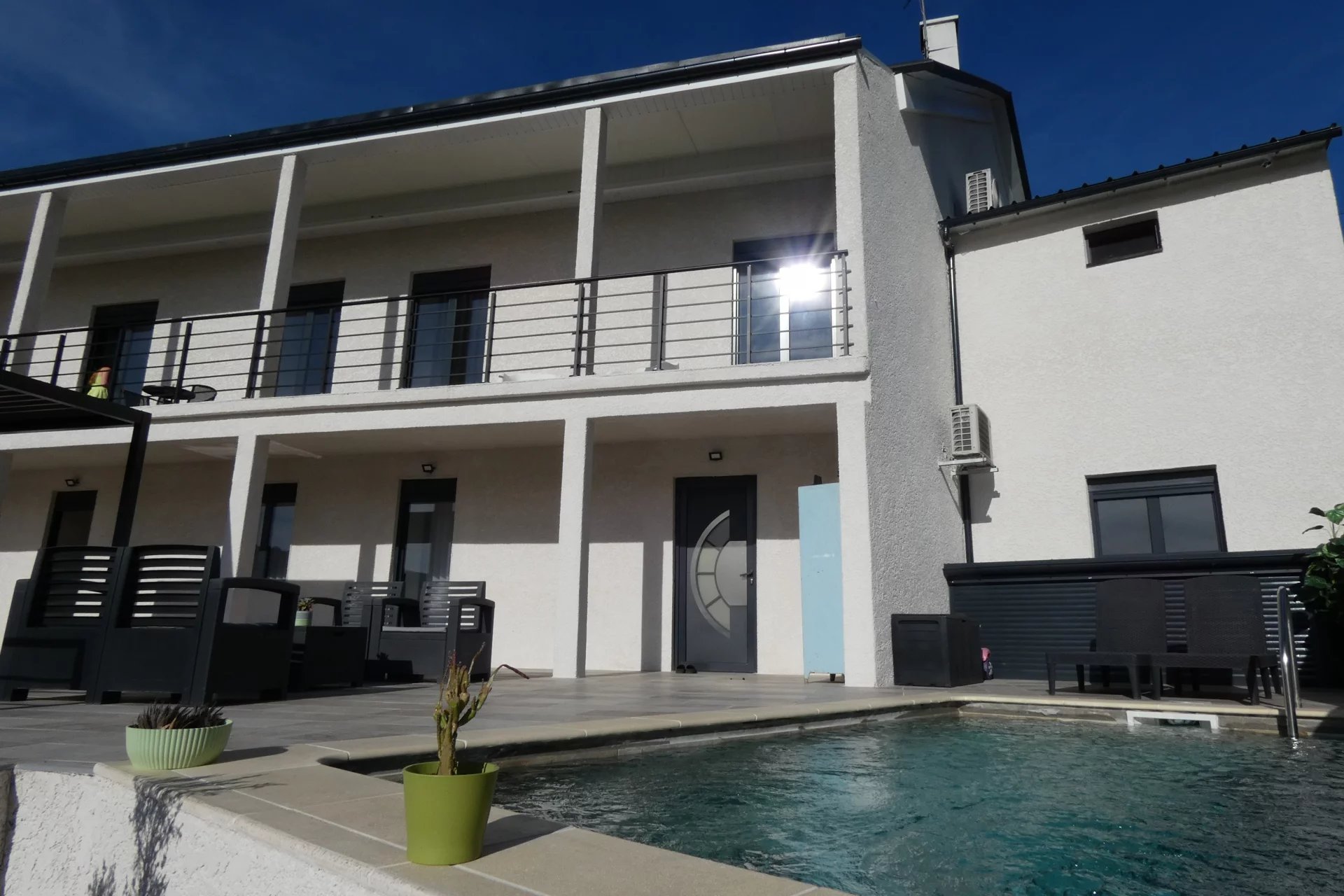 MAISON - LE CREUSOT