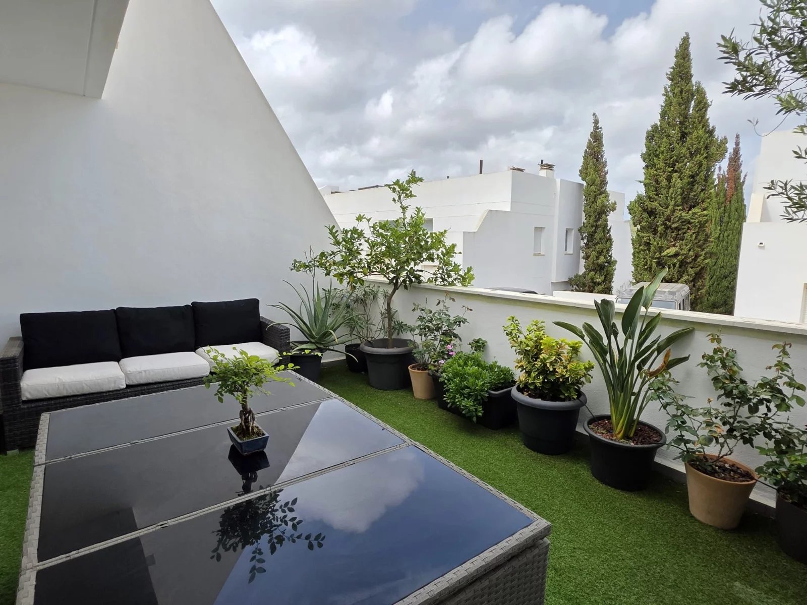 Renovated 3-bedroom townhouse for sale in Roca Llisa, Ibiza