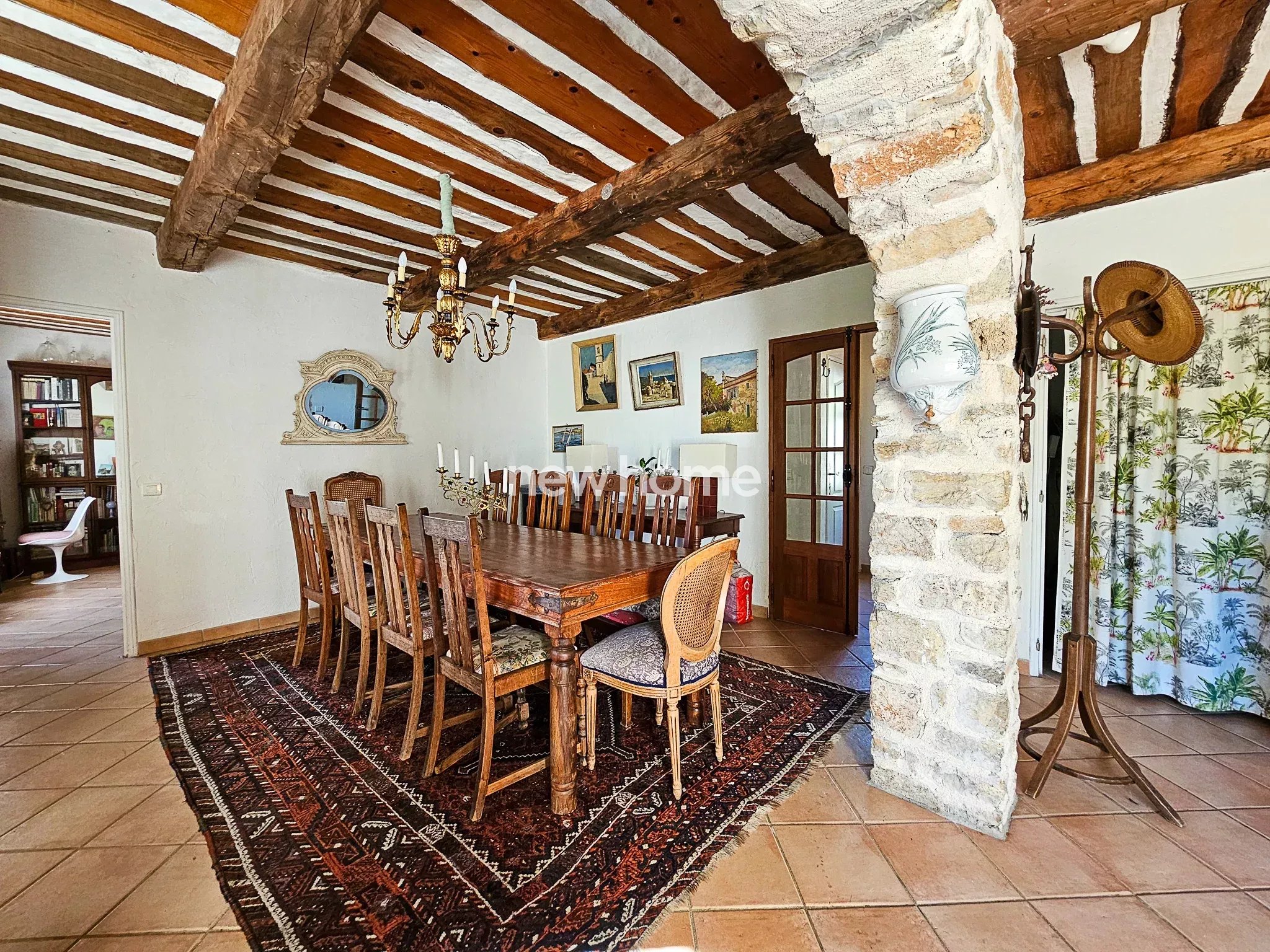 Entre Draguignan et Flayosc  L'élégance d'une bastide au cur de la nature