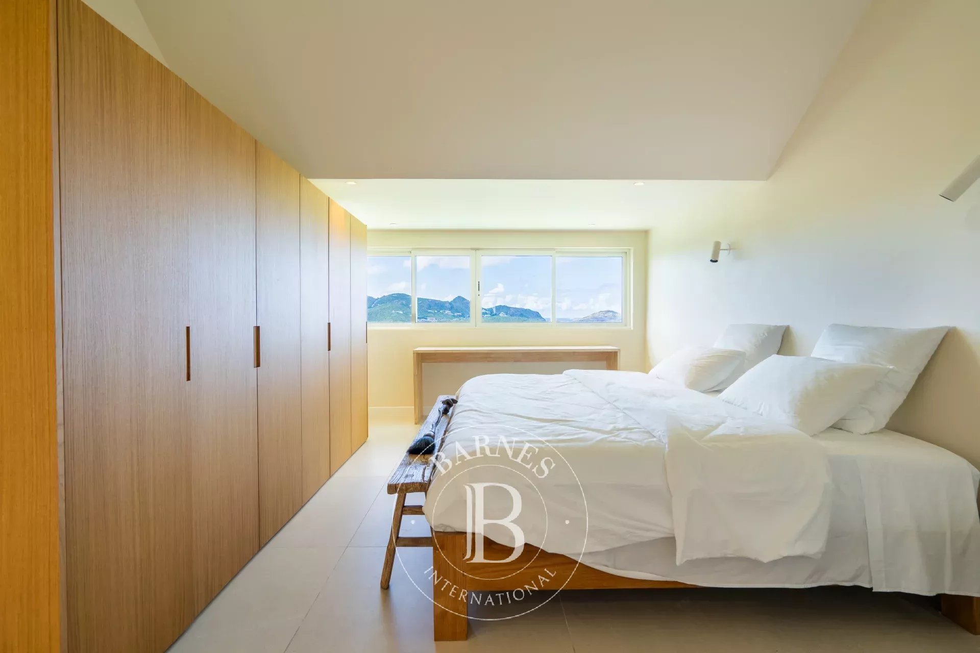 Daire Saint Jean - picture 9