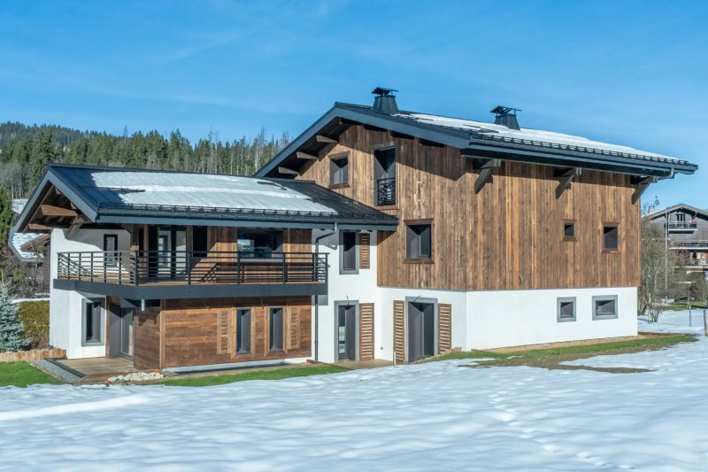 À vendre Chalet | Demi-Quartier - picture 1