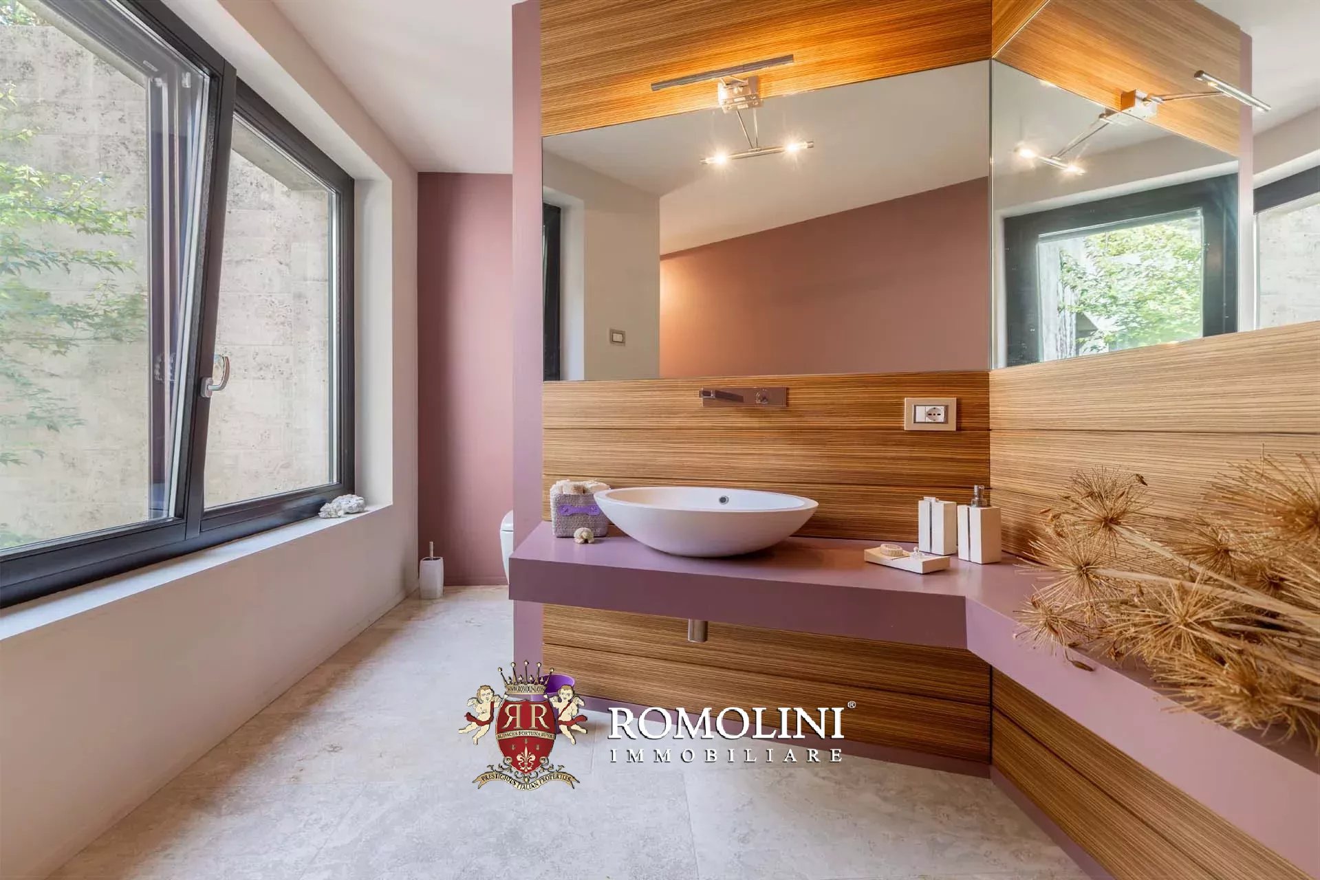 5 Bedroom Villa/Townhouse's Image 59