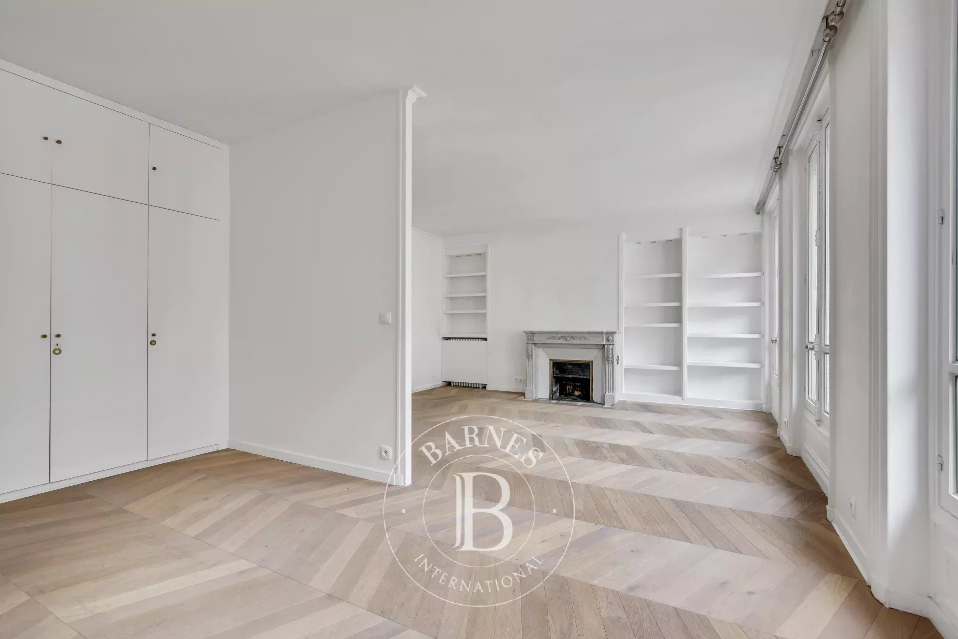 Apartment - Paris 6 - Croix Rouge/Du Four - 108,83 sqm - 3 bedrooms - picture 4