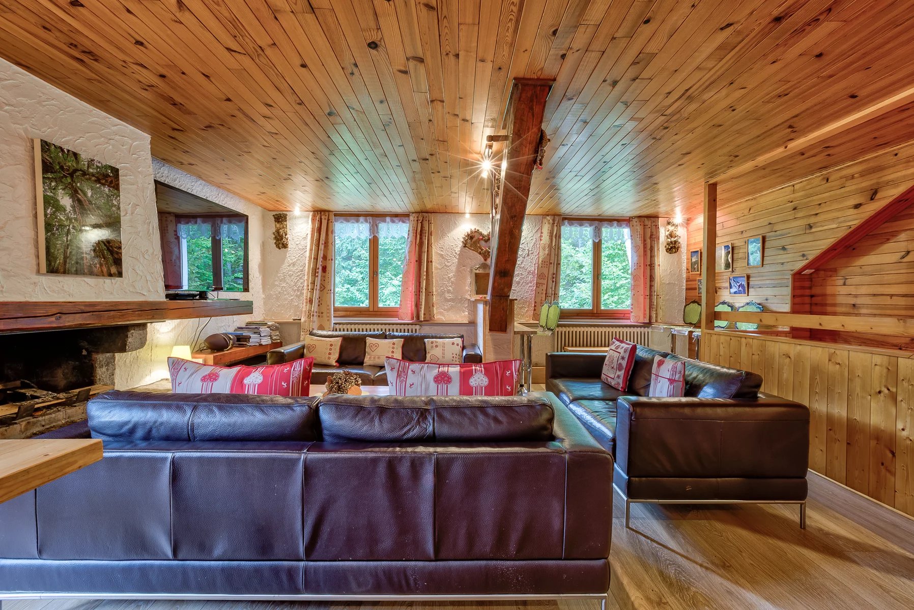 Photo of CHAMONIX - A large 9-bedroom chalet with great potential