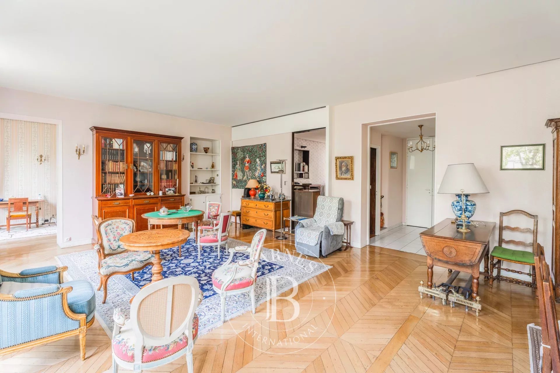 Apartment for sale - Paris 4 - Île de la Cité - View of the Seine - Family design - Bright - picture 6