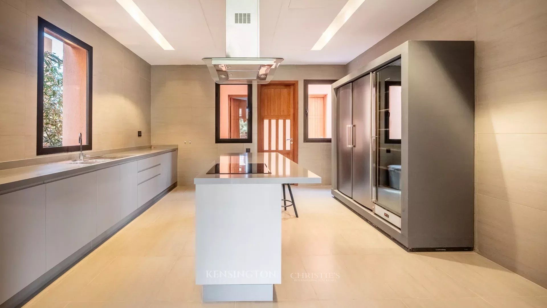 4 Bedroom Villa/Townhouse's Image 7