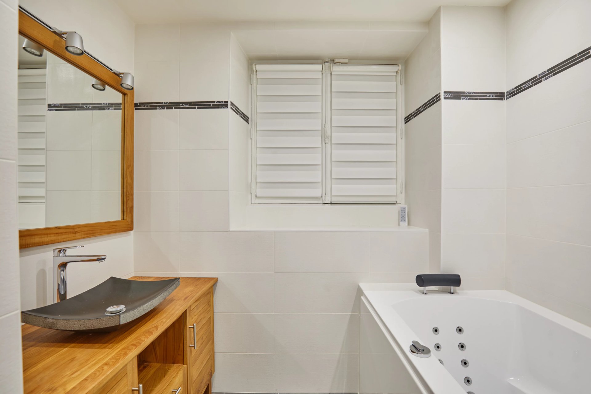 2 Bedroom Apartment/Flat's Image 16