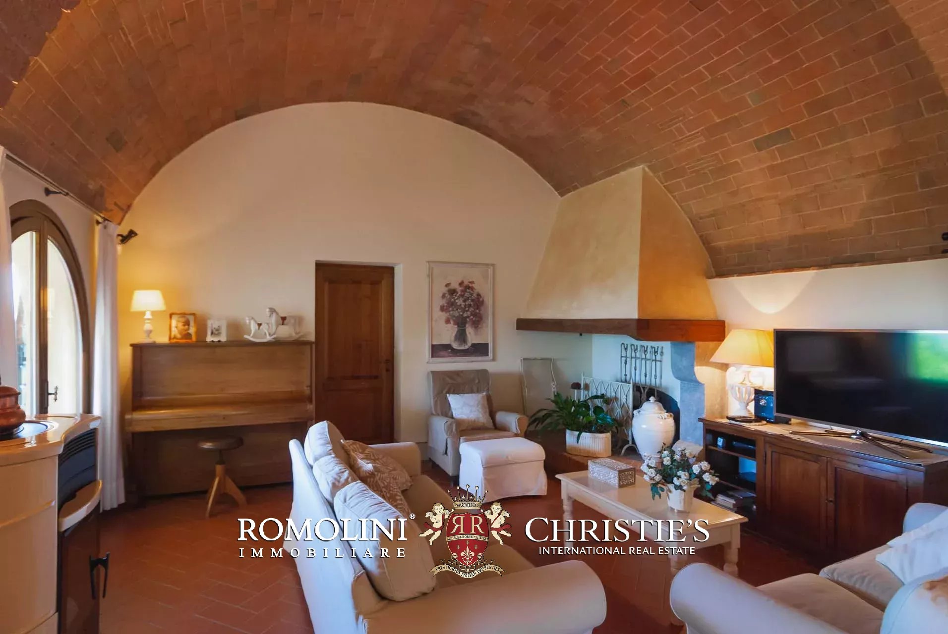 5 Bedroom Villa/Townhouse's Image 26