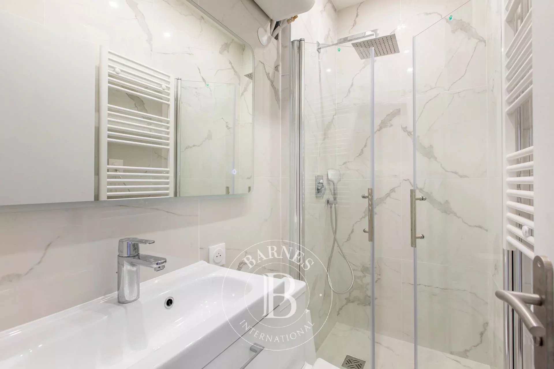 Daire Paris 1er - picture 6