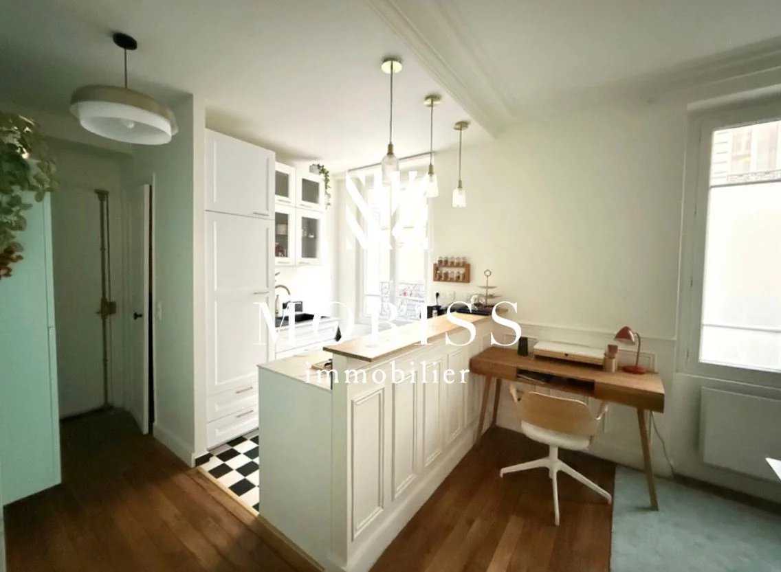 Saint-Mandé, Appartement de deux-pièces de 39 m² - Image Array