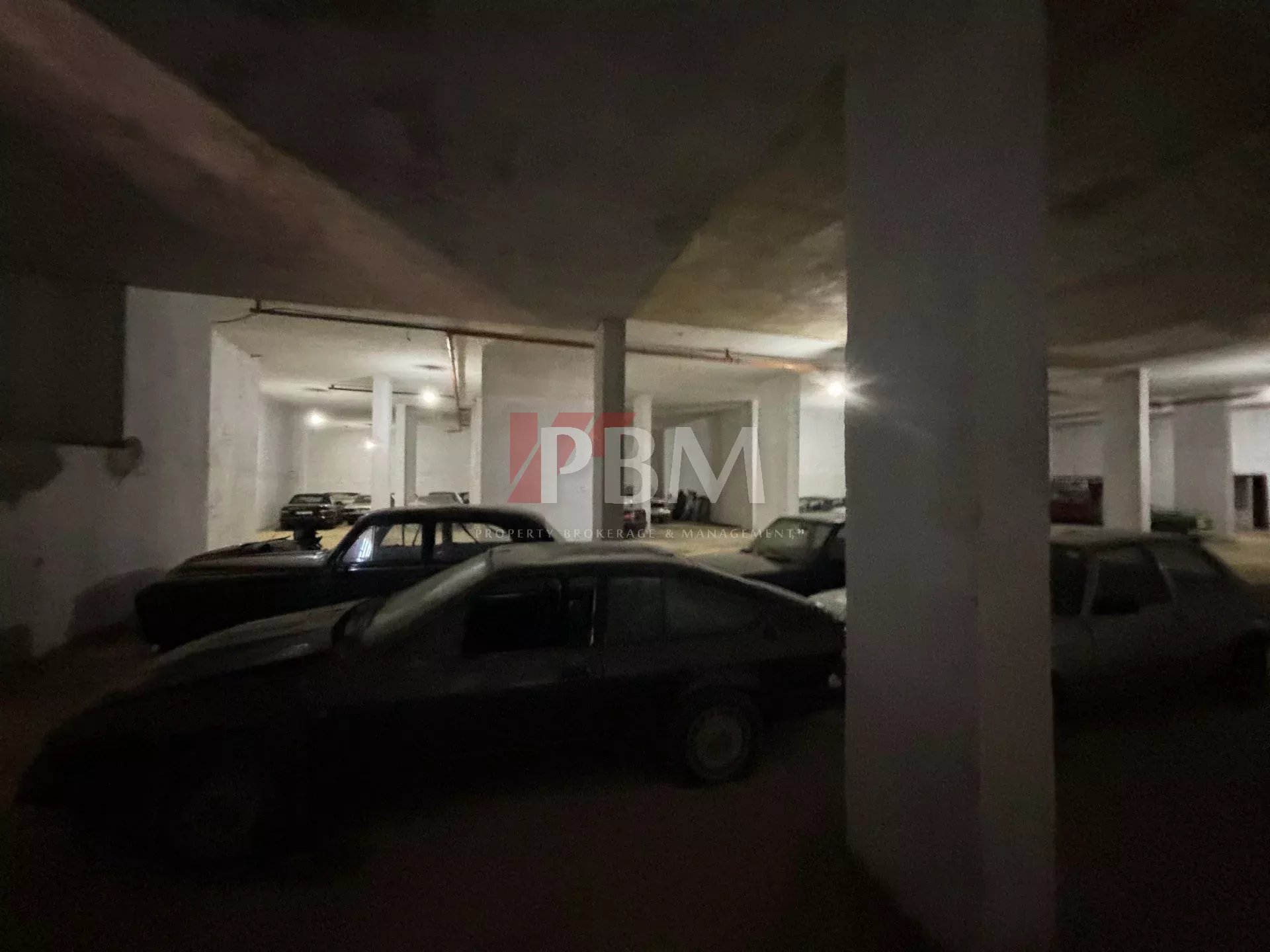 Rental Warehouse Fanar