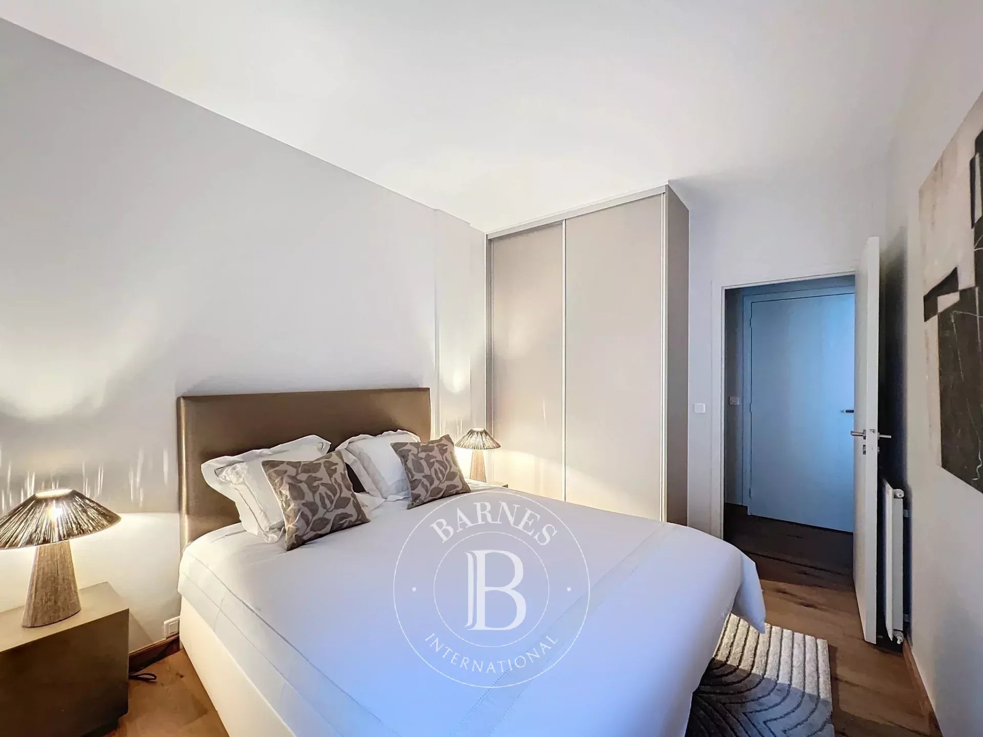 Daire Paris 8ème - picture 5