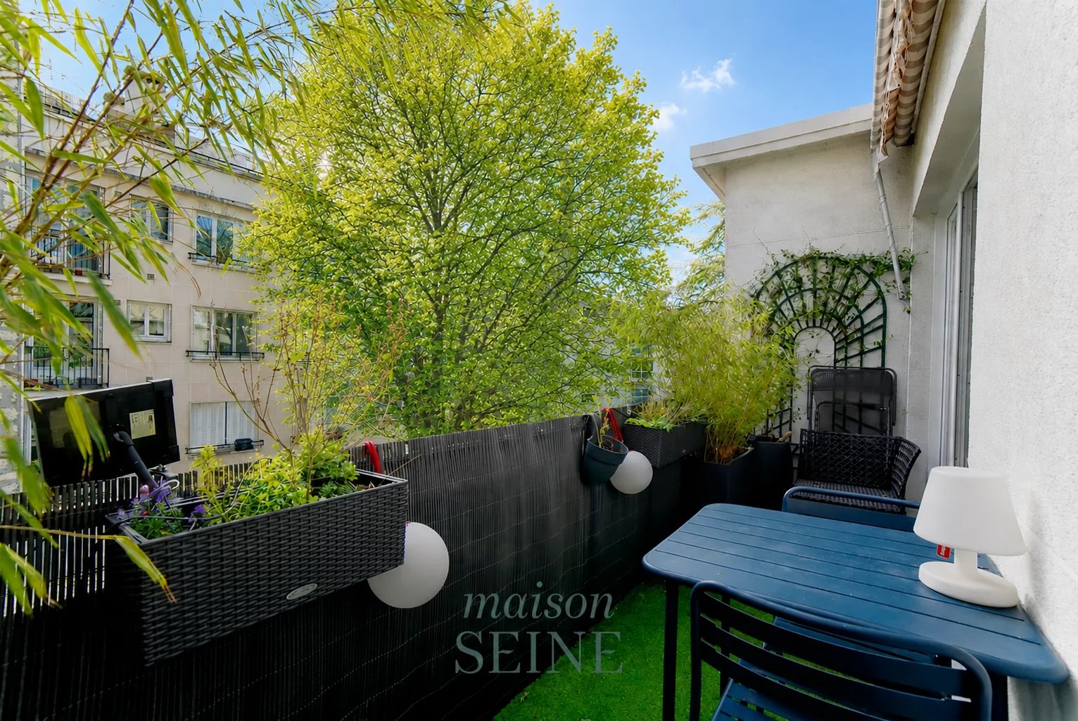 Agence immobilière de 