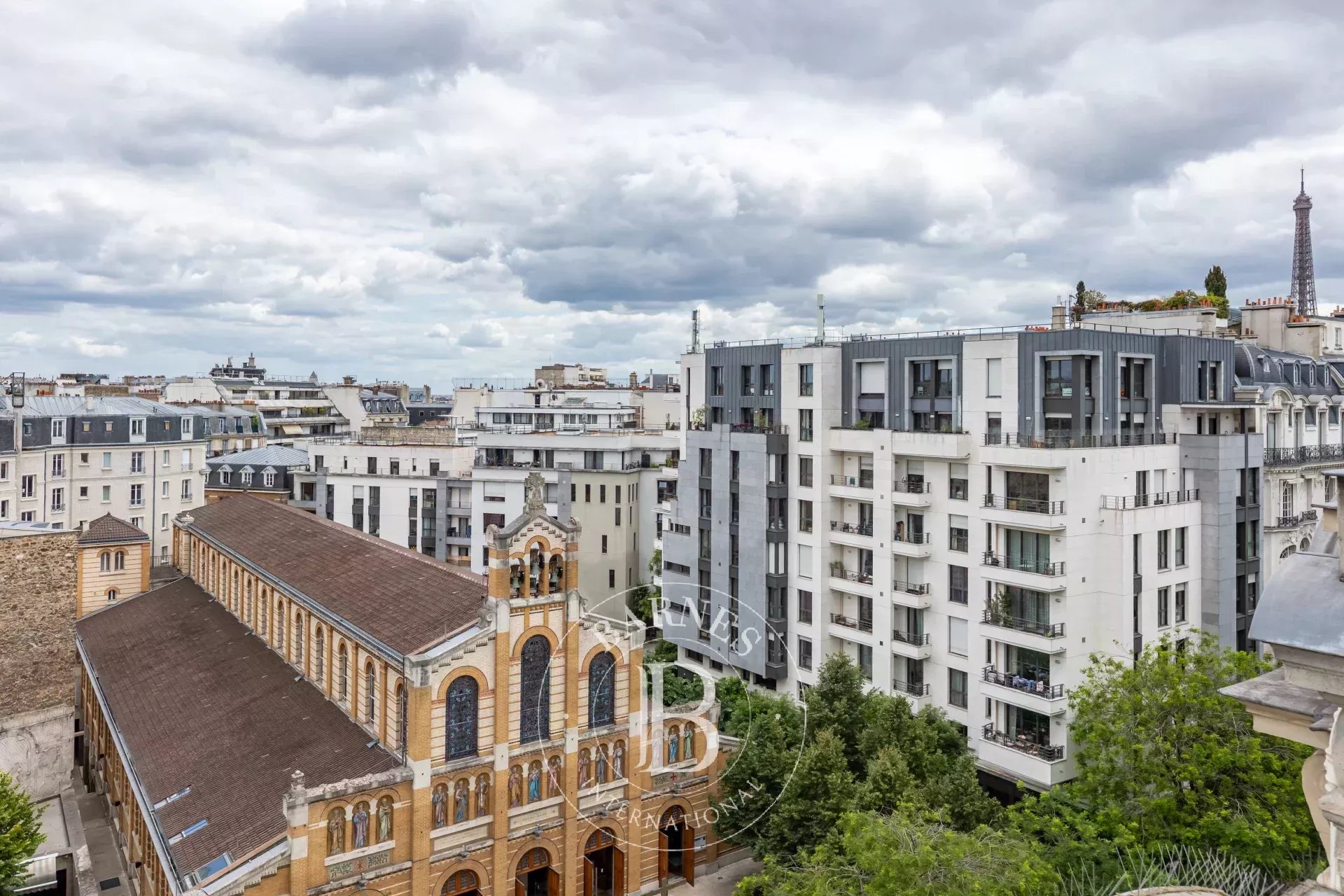 Paris 16th – Raymond Poincaré – Open View – Top Floor - picture 9