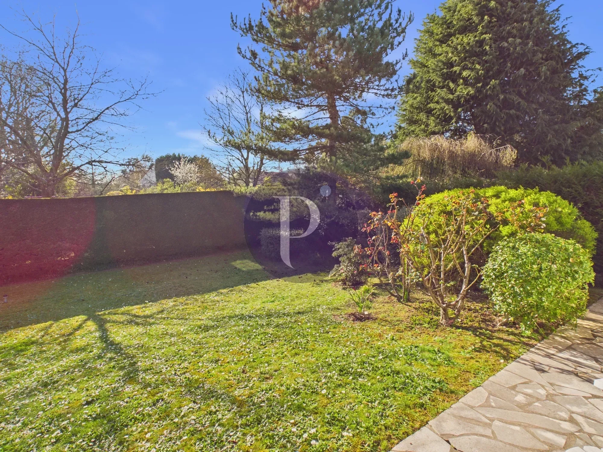 vente-maison-7-pieces-verrieres-le-buisson-86837872