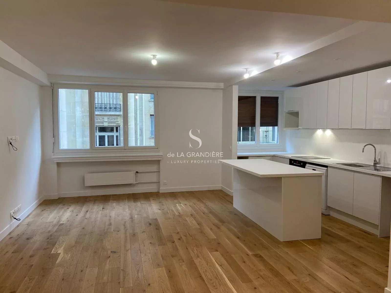 Paris 16ème - rue Spontini - 72m2