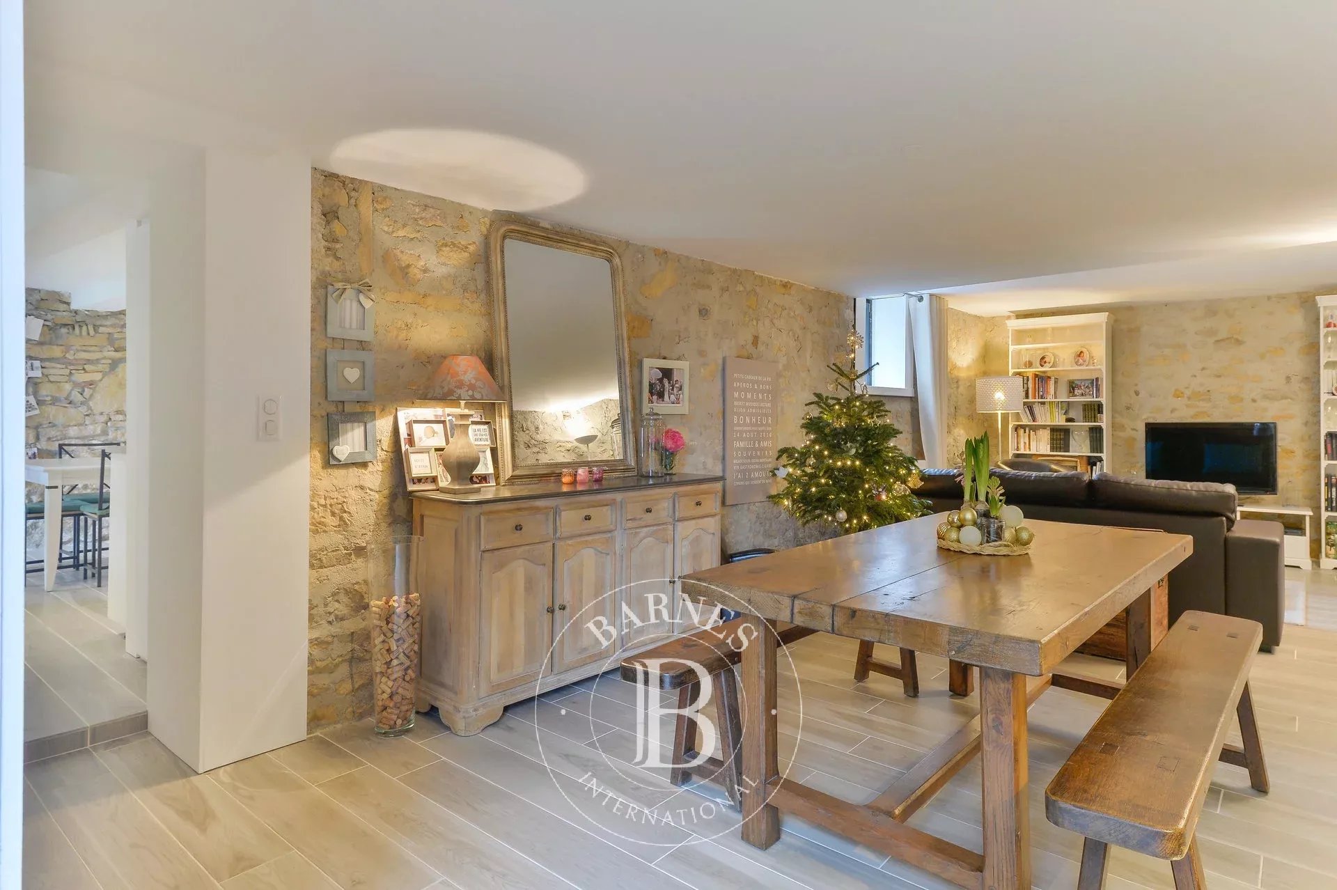 Köy evi Saint-Romain-au-Mont-d'Or