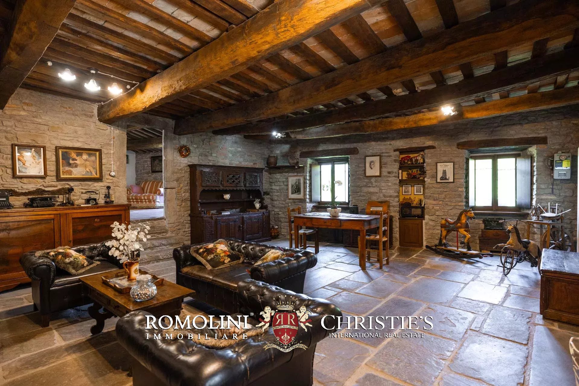 10 Bedroom Chateau's Image 22