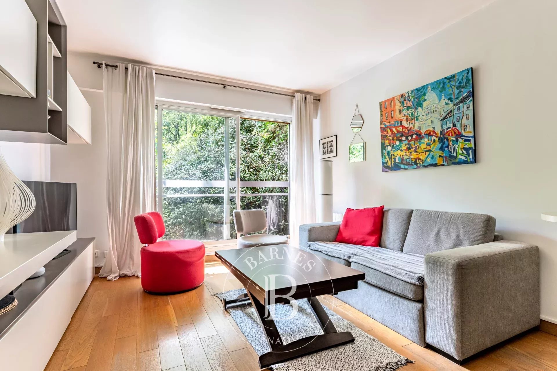 Paris 16 – Chaillot – One Bedroom apartment – Unoverlooked – Furnished – Parking
