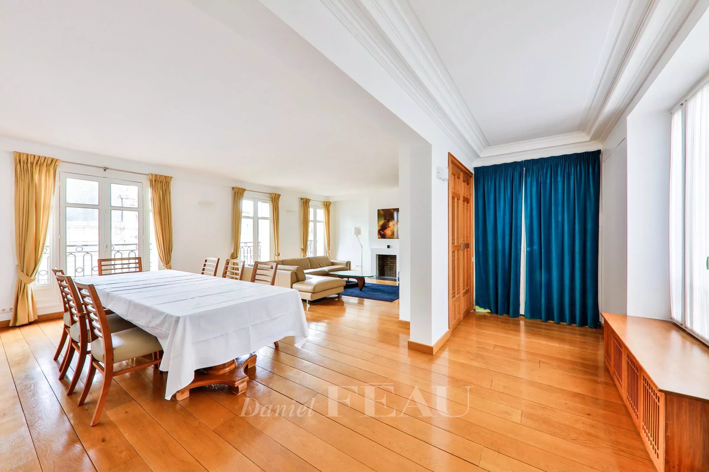 Salle à manger Parquet Cheminée