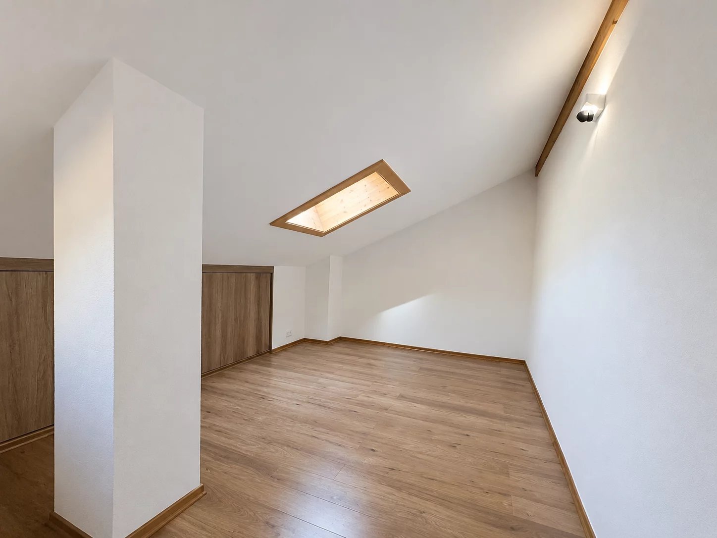 Exclusivité - Splendide maison de village rénovée, jardin et piscine