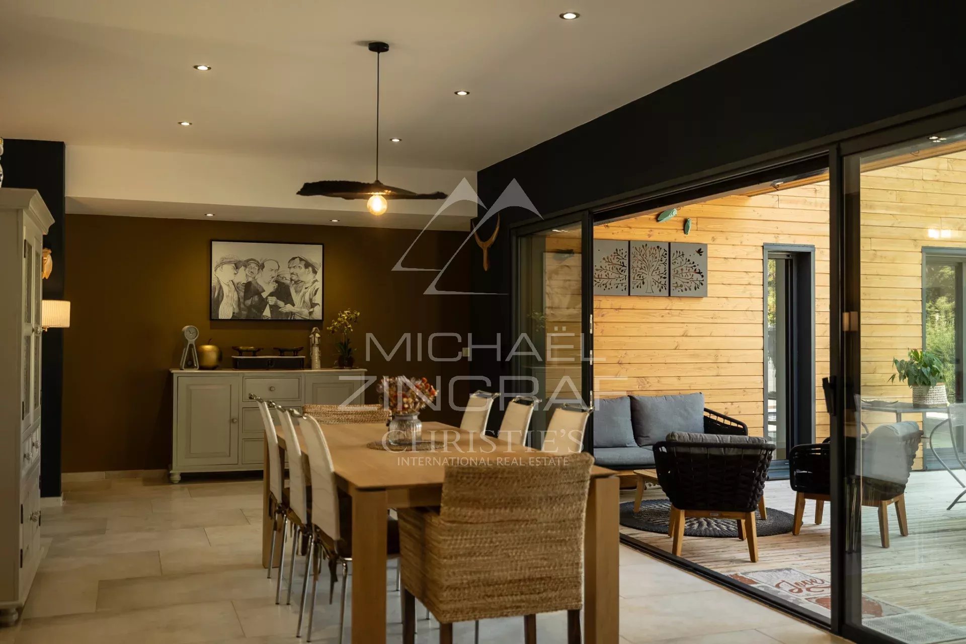 3 Bedroom Villa/Townhouse's Image 4
