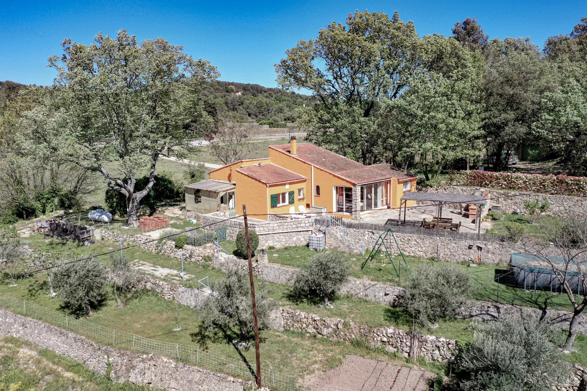 VILLA CADRE CAMPAGNE 4440M² DE TERRAIN