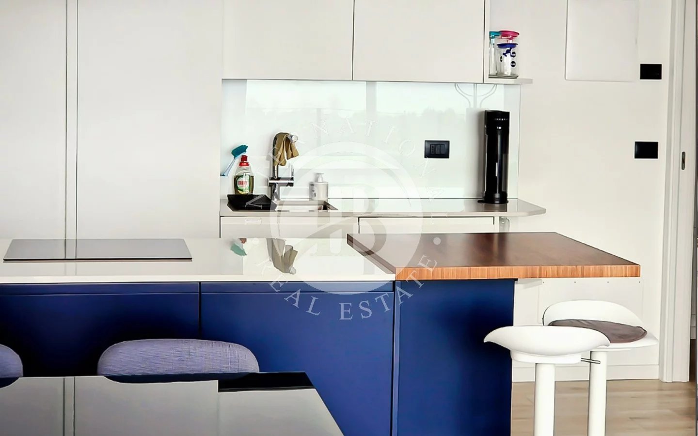 Apartment in Domaso - Image 5