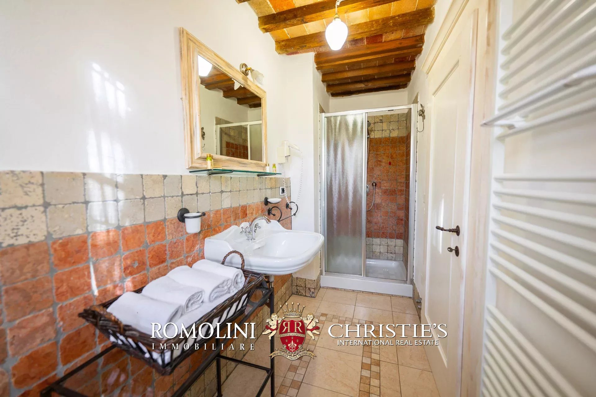 16 Bedroom Villa/Townhouse's Image 48