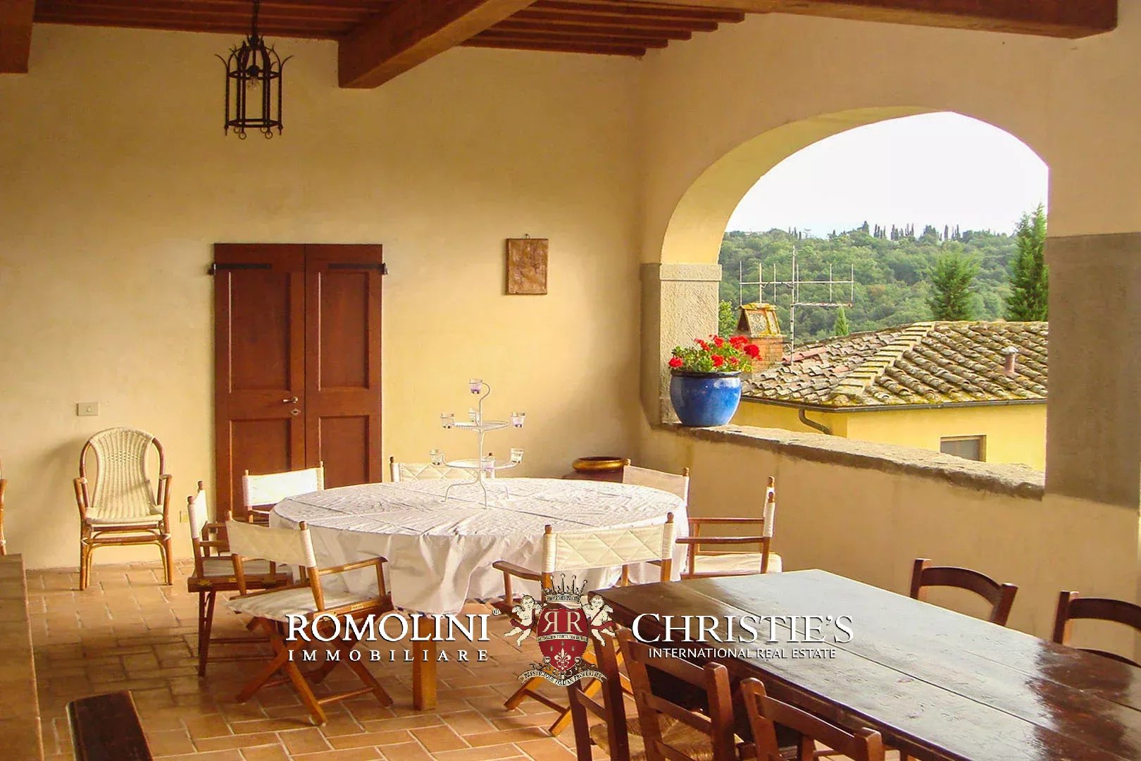 6 Bedroom Villa/Townhouse's Image 33