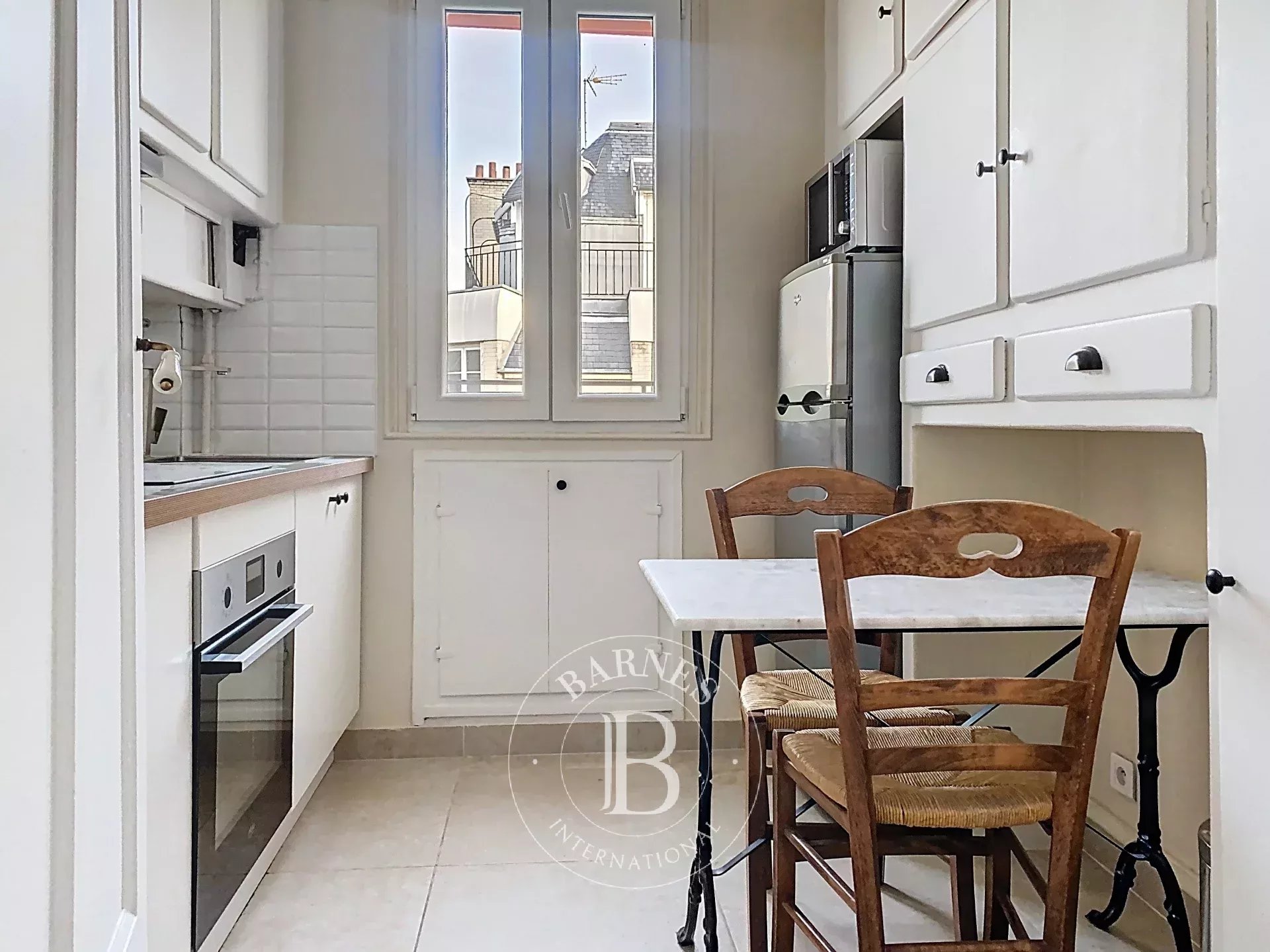 Daire Paris 18ème - picture 6