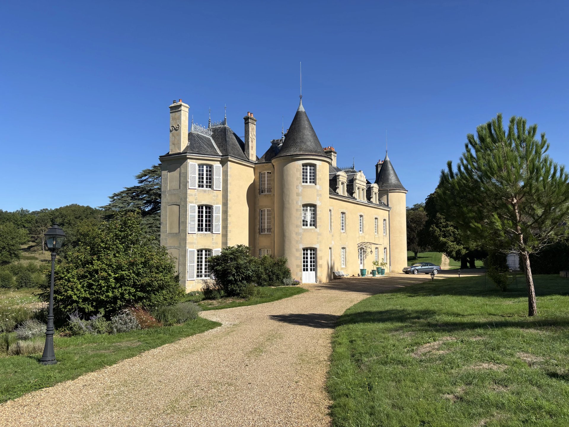 16 Bedroom Chateau's Image 7