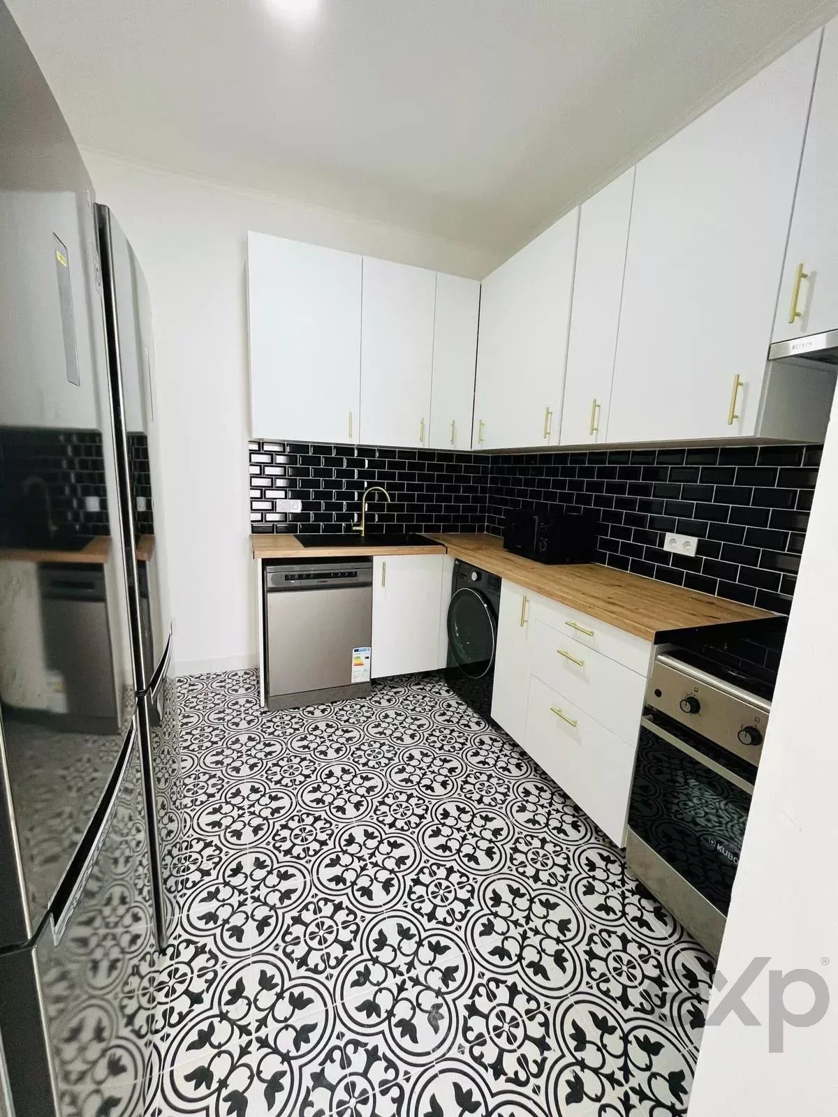 Charming 10-Room House in Costa da Caparica 2825-440 image 3