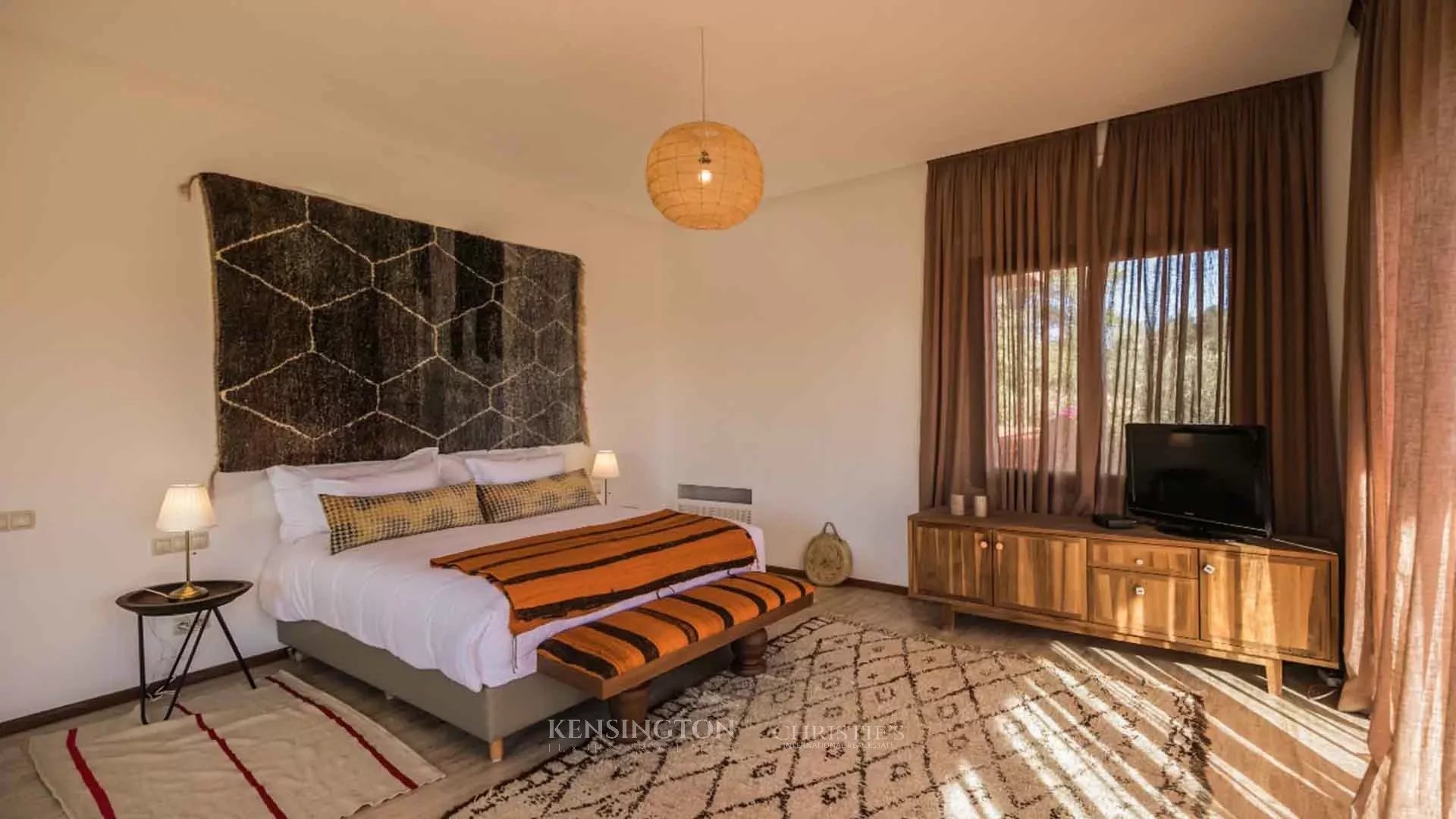 6 Bedroom Villa/Townhouse's Image 22