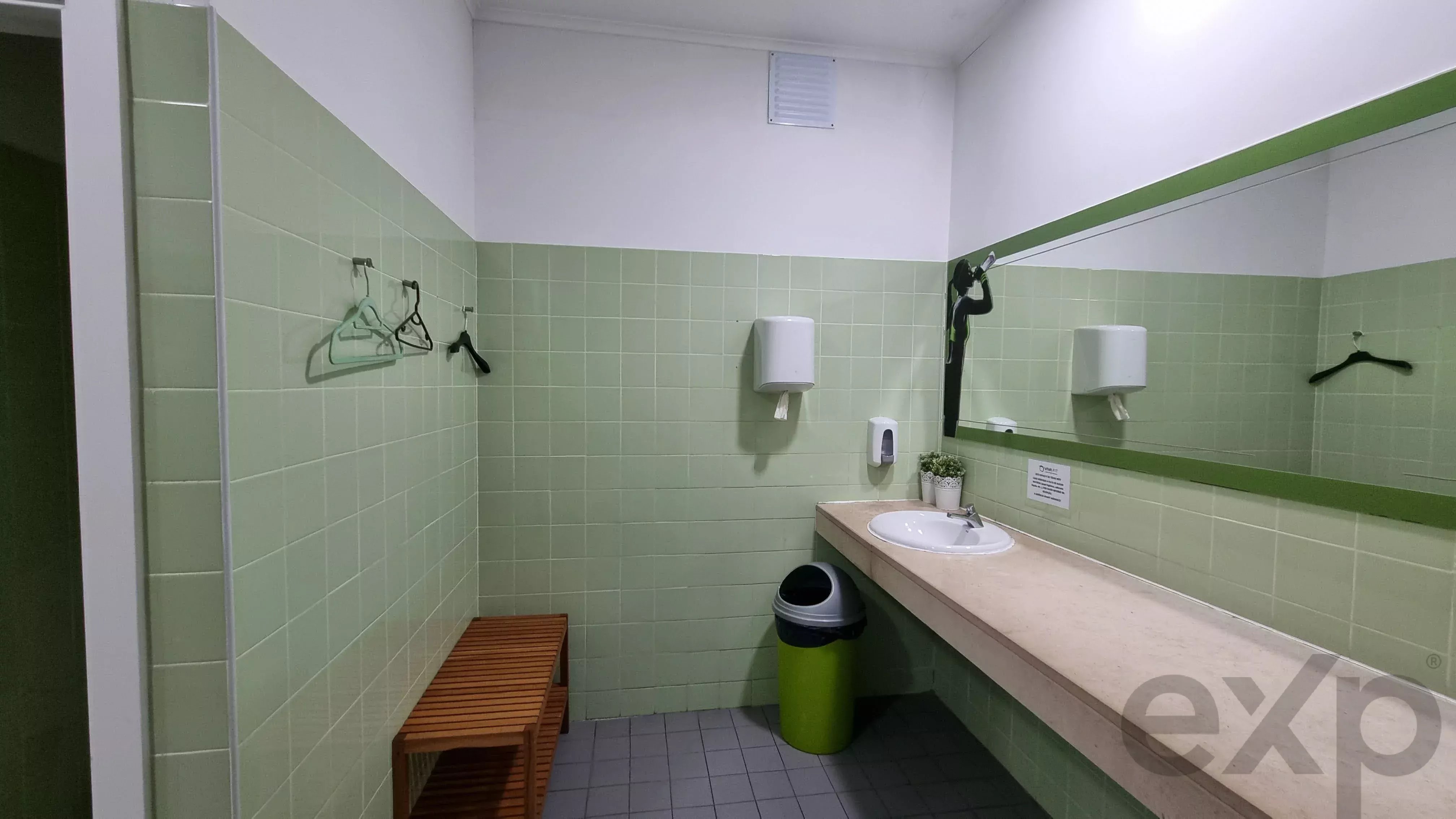 Store with profitability in Benfica central zone 86662021 image 19