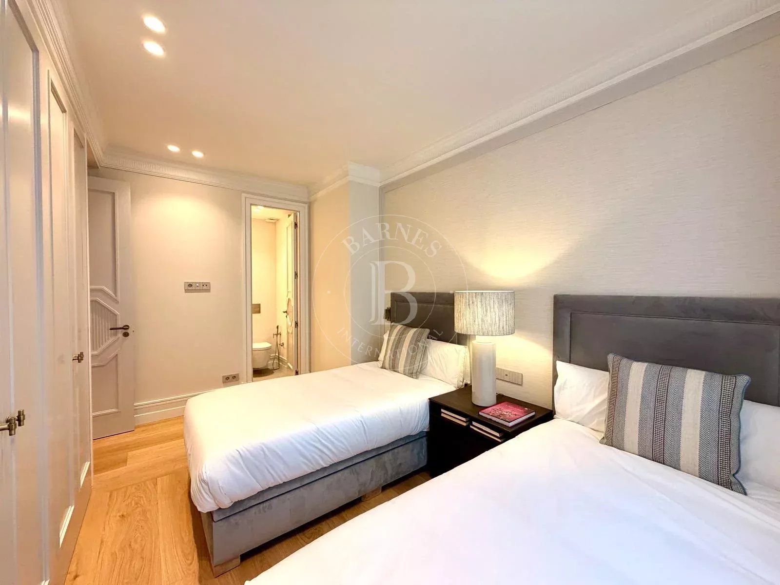 Daire Madrid - picture 14